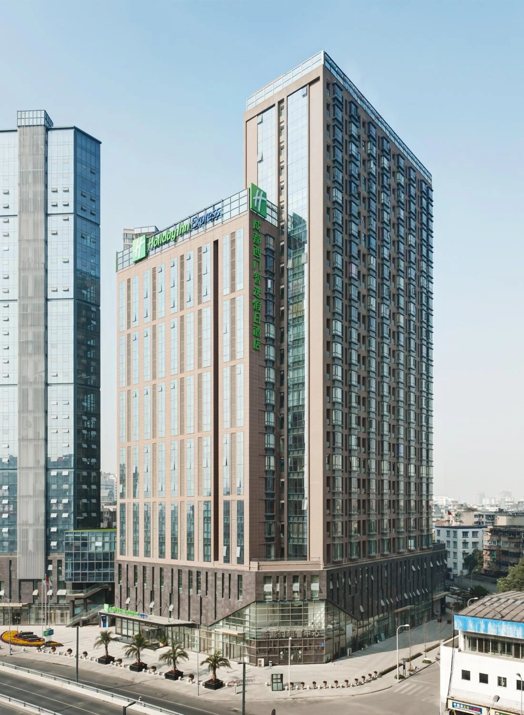 Facade/entrance in Holiday Inn Express Chengdu West Gate by IHG