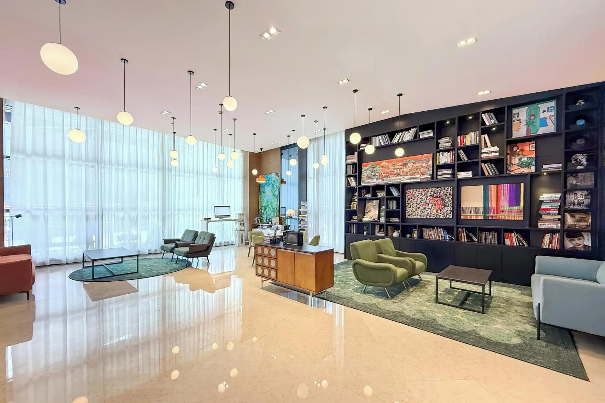 Property building in Holiday Inn Express Chengdu West Gate by IHG