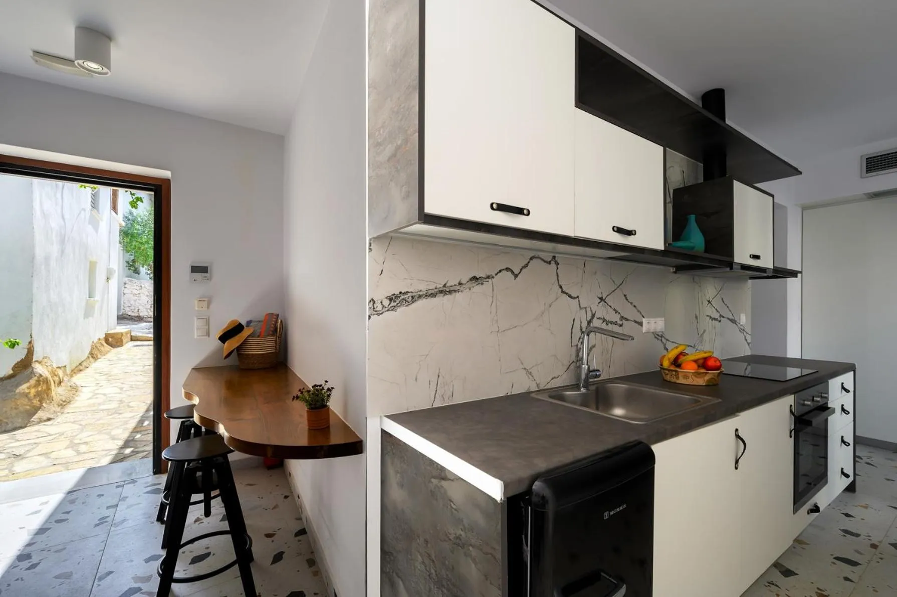 kitchen in Blue Sky House