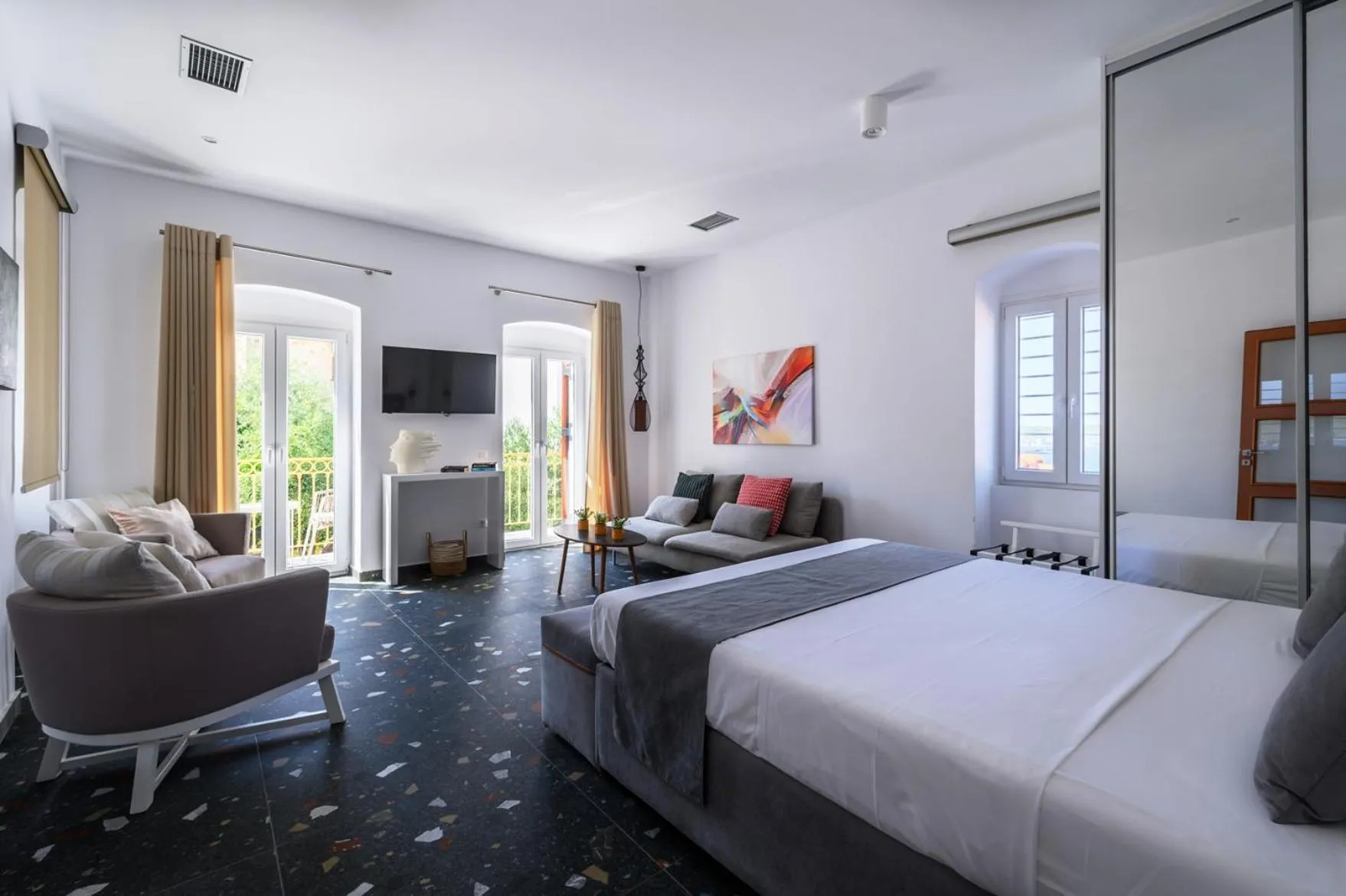 Photo of the whole room, Bed in Blue Sky House