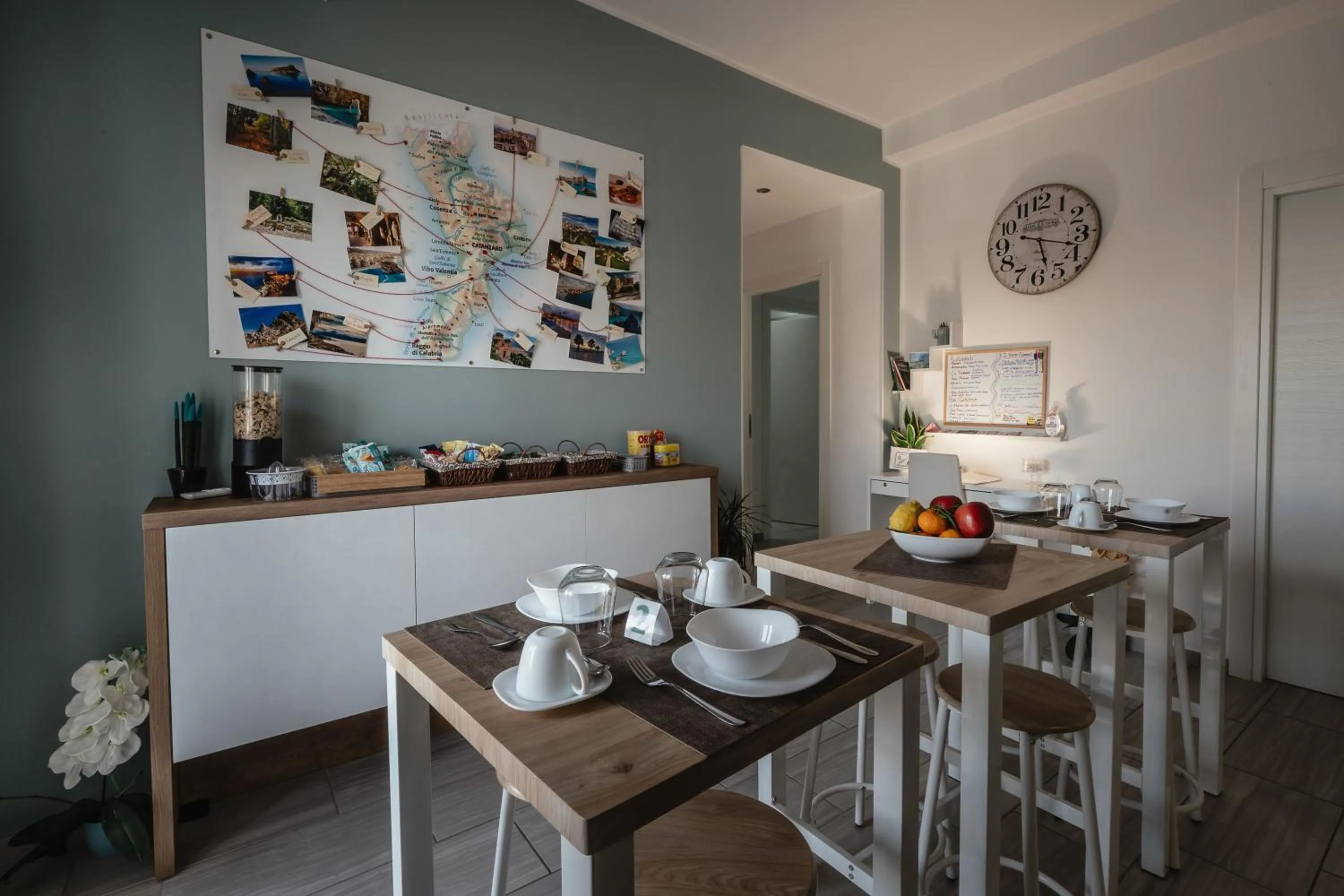 Food in Zaro Suites B&B