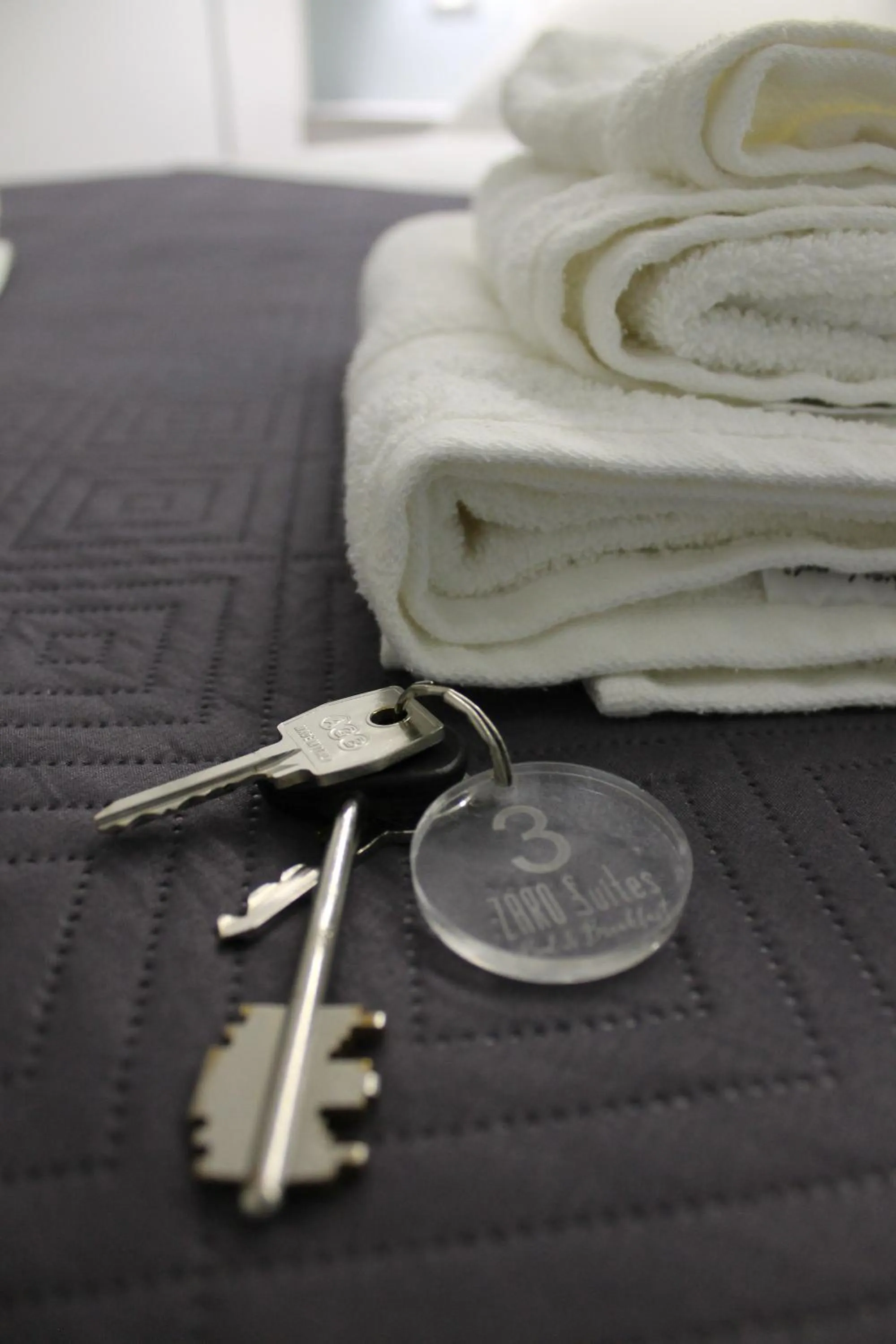 Bed in Zaro Suites B&B