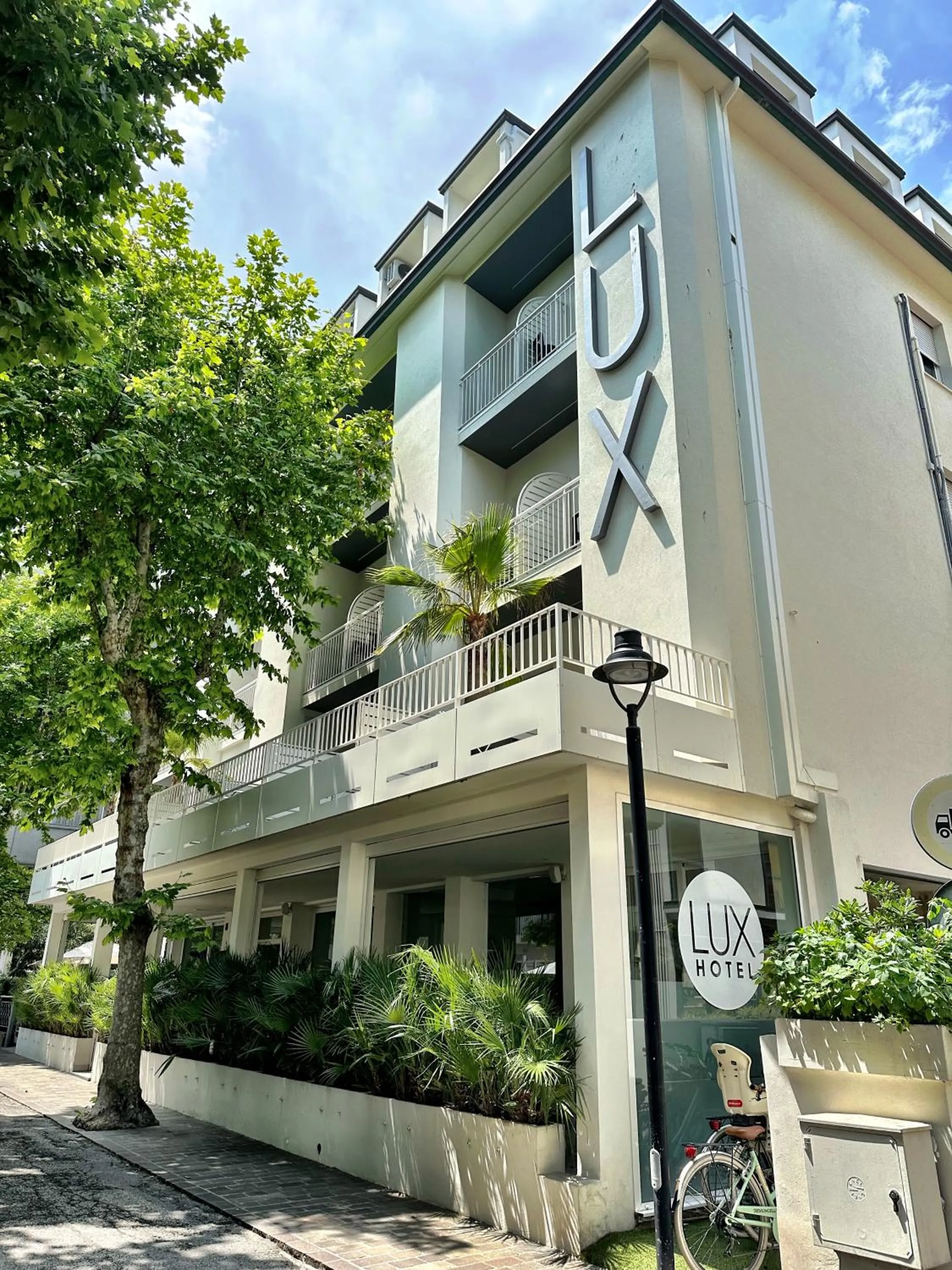 Hotel Lux