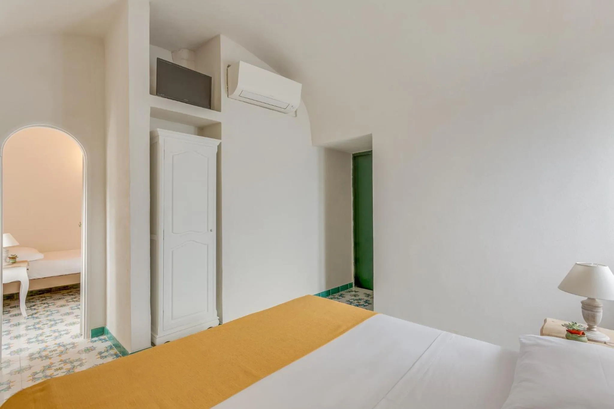 Photo of the whole room, Bed in Hotel Torre Dei Borboni