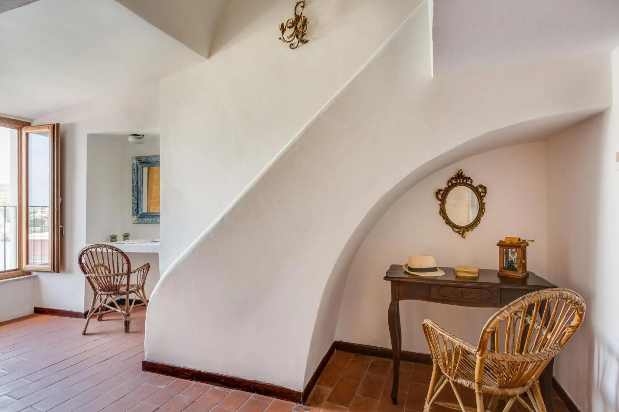 Decorative detail in Hotel Torre Dei Borboni