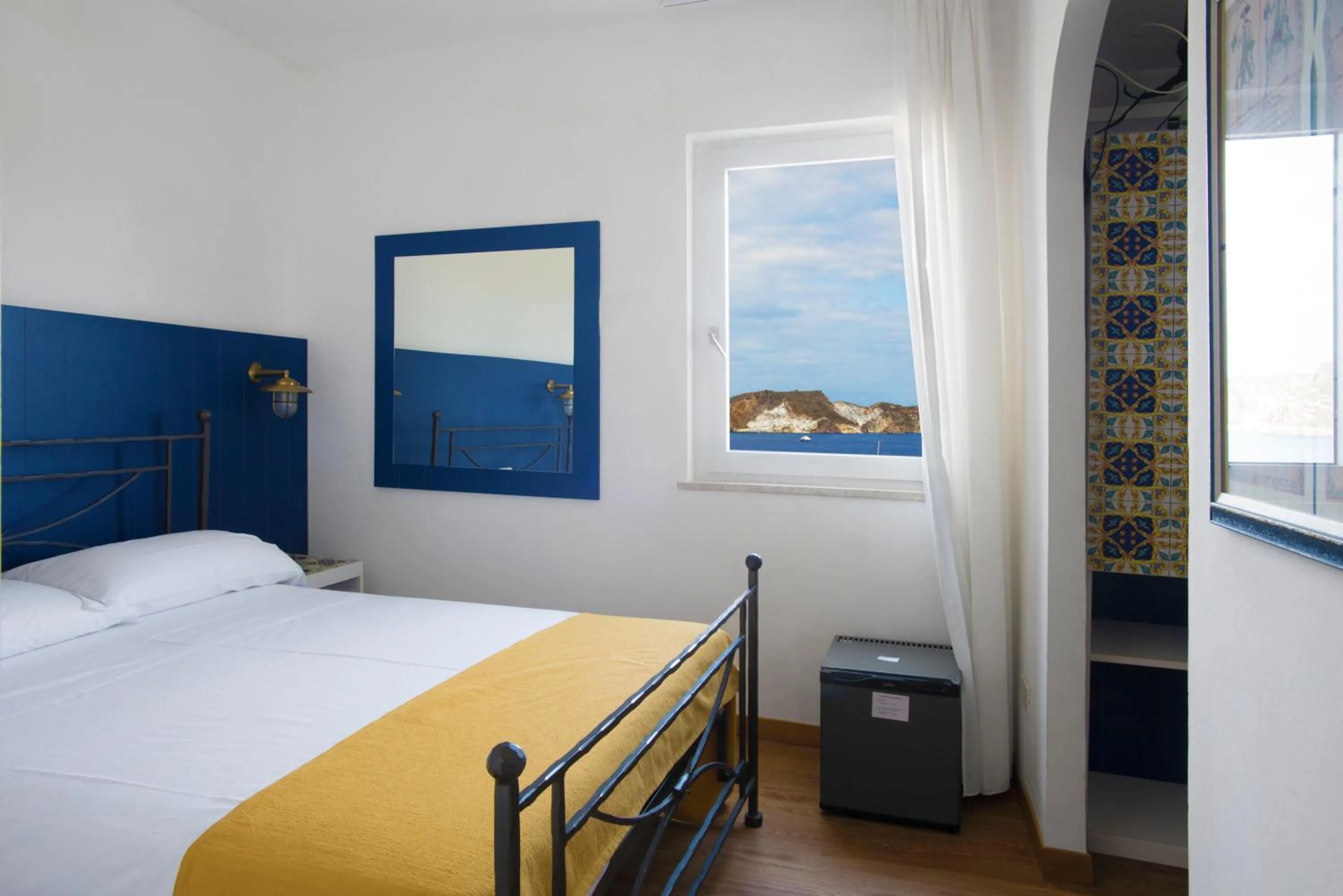 Bedroom, Bed in Hotel Torre Dei Borboni