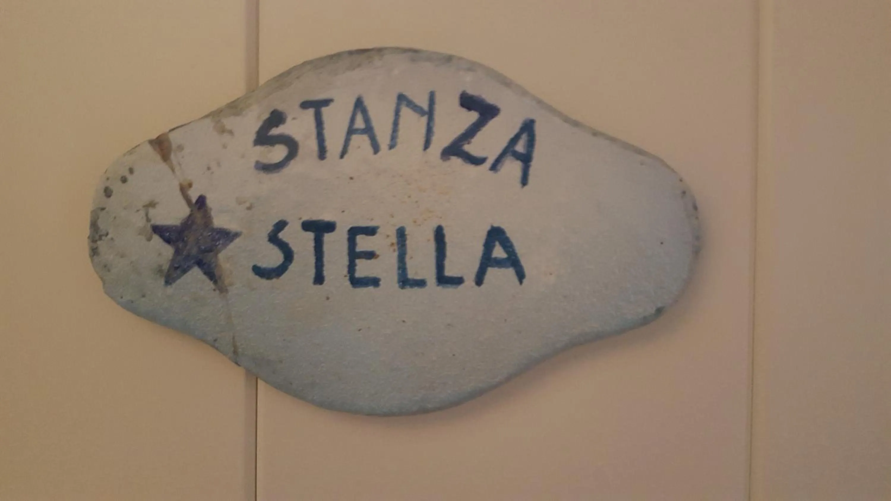 Decorative detail in Casa Nave