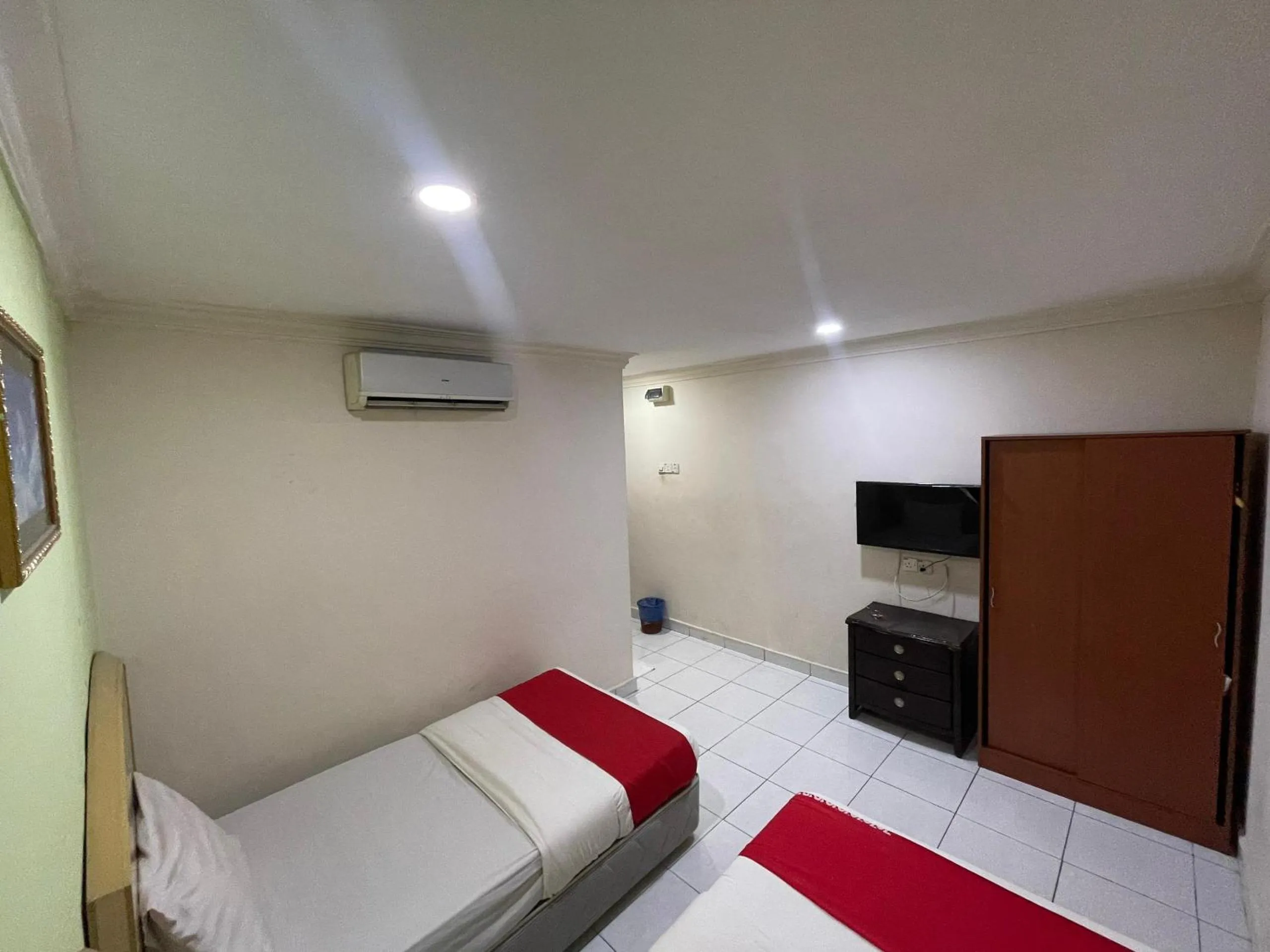 HOTEL SAHARA INN BATU CAVES