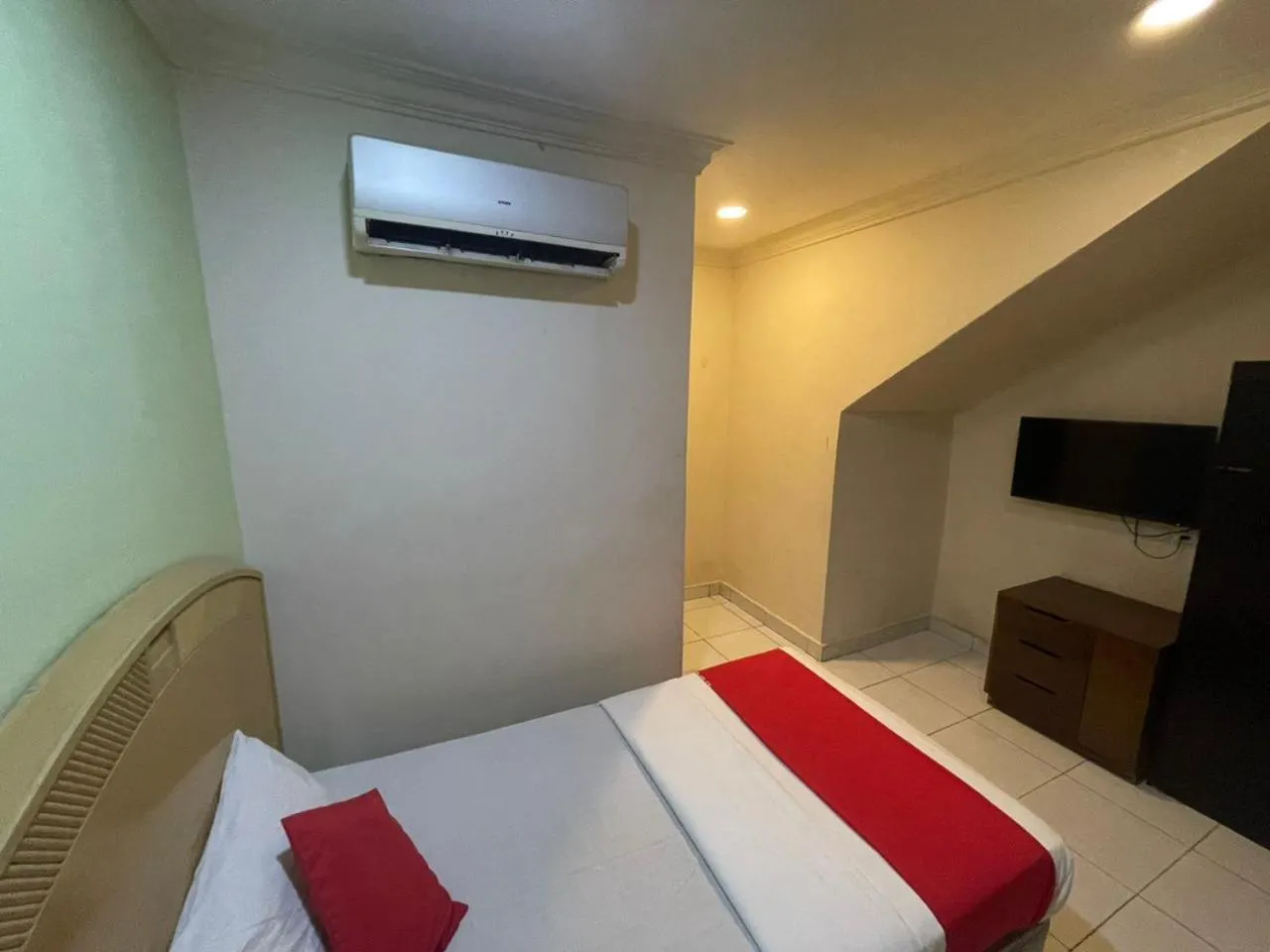 HOTEL SAHARA INN BATU CAVES