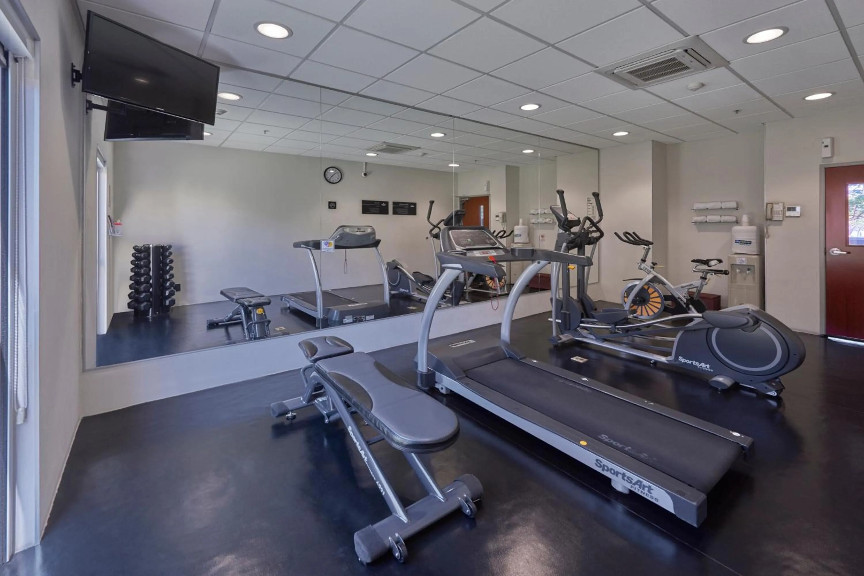 Fitness centre/facilities in City Express by Marriott Irapuato Norte