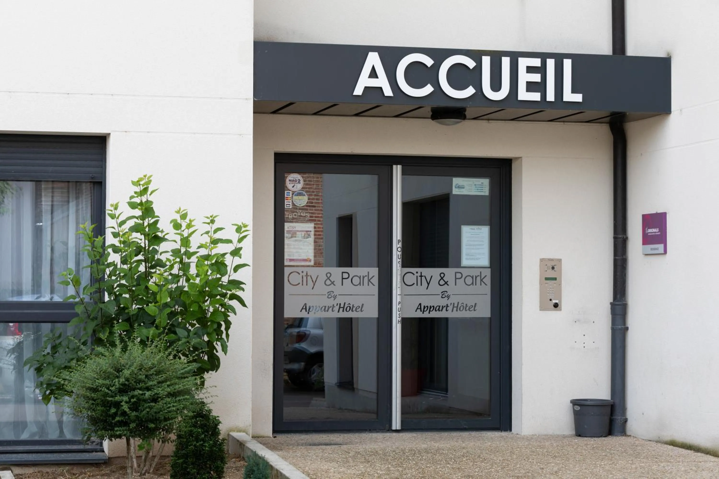 Property building in The Originals Residence, Kosy Appart'hotels Troyes City & Park