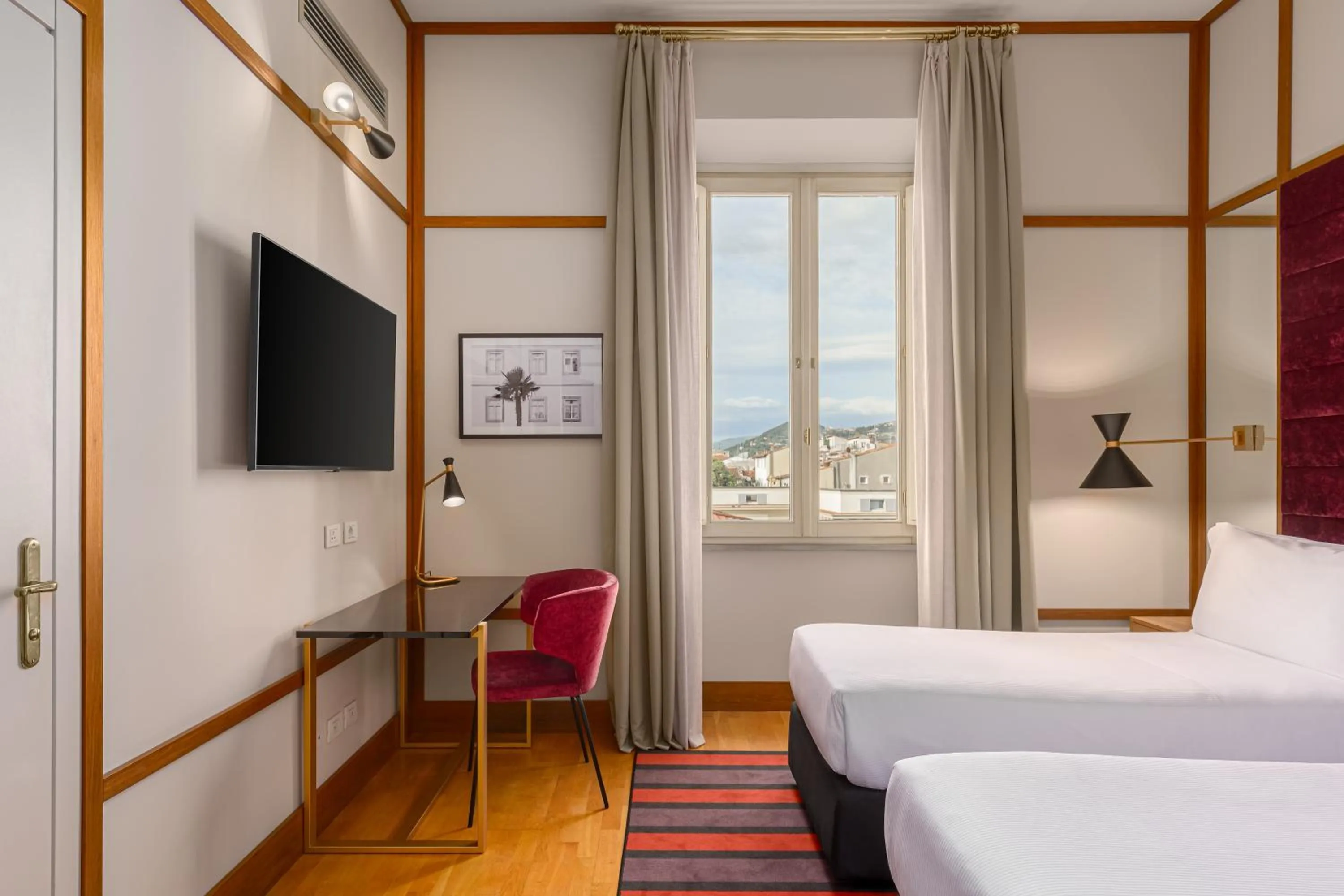 Bed in Room Mate Luca, Florence