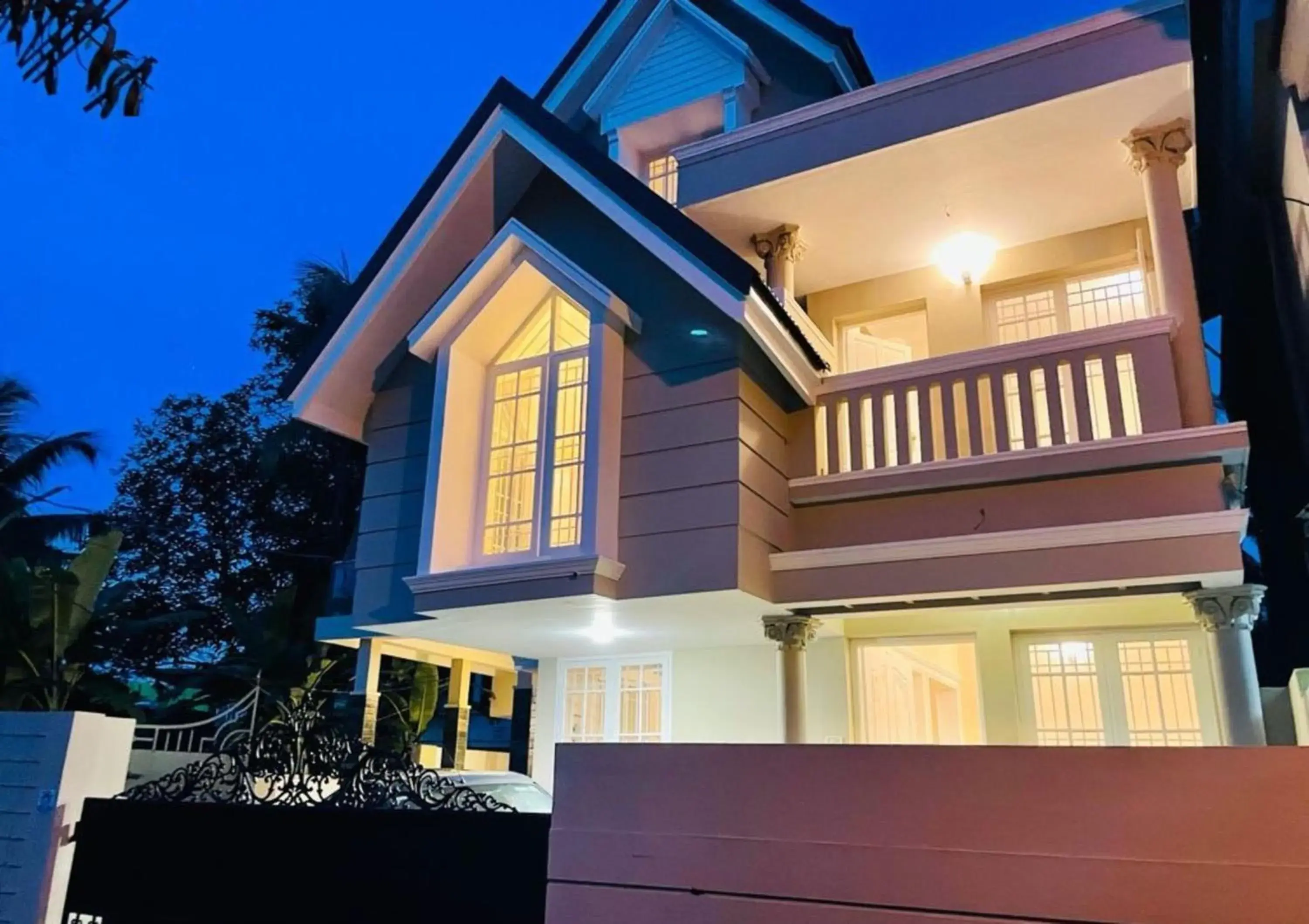 The Oval House, Kochi - Approved by Kerala Tourism - Exclusively for Families The Oval House, Kochi - Approved by Kerala Tourism - Exclusively for Families