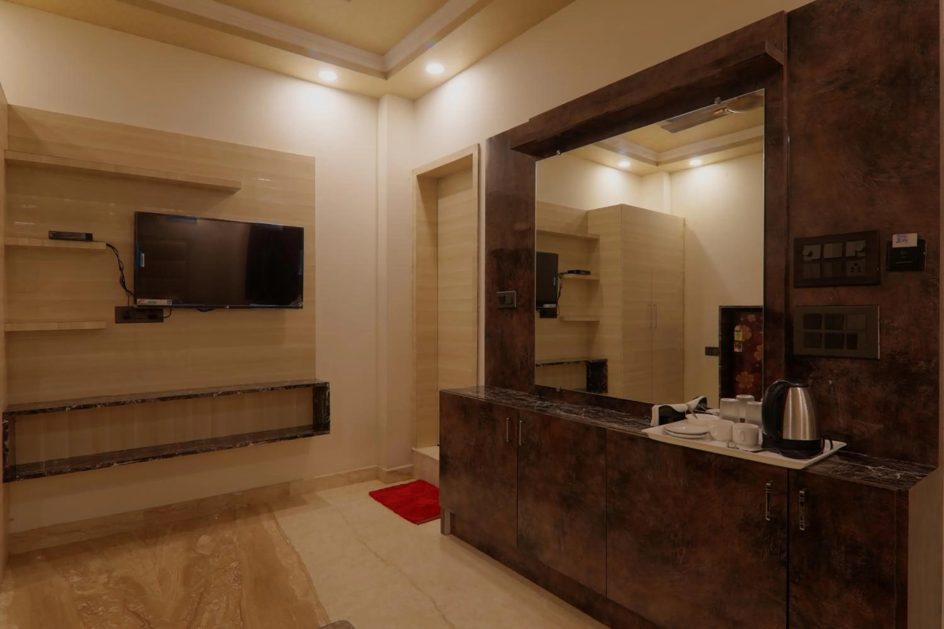 TV and multimedia in Shri Tirupati Residency