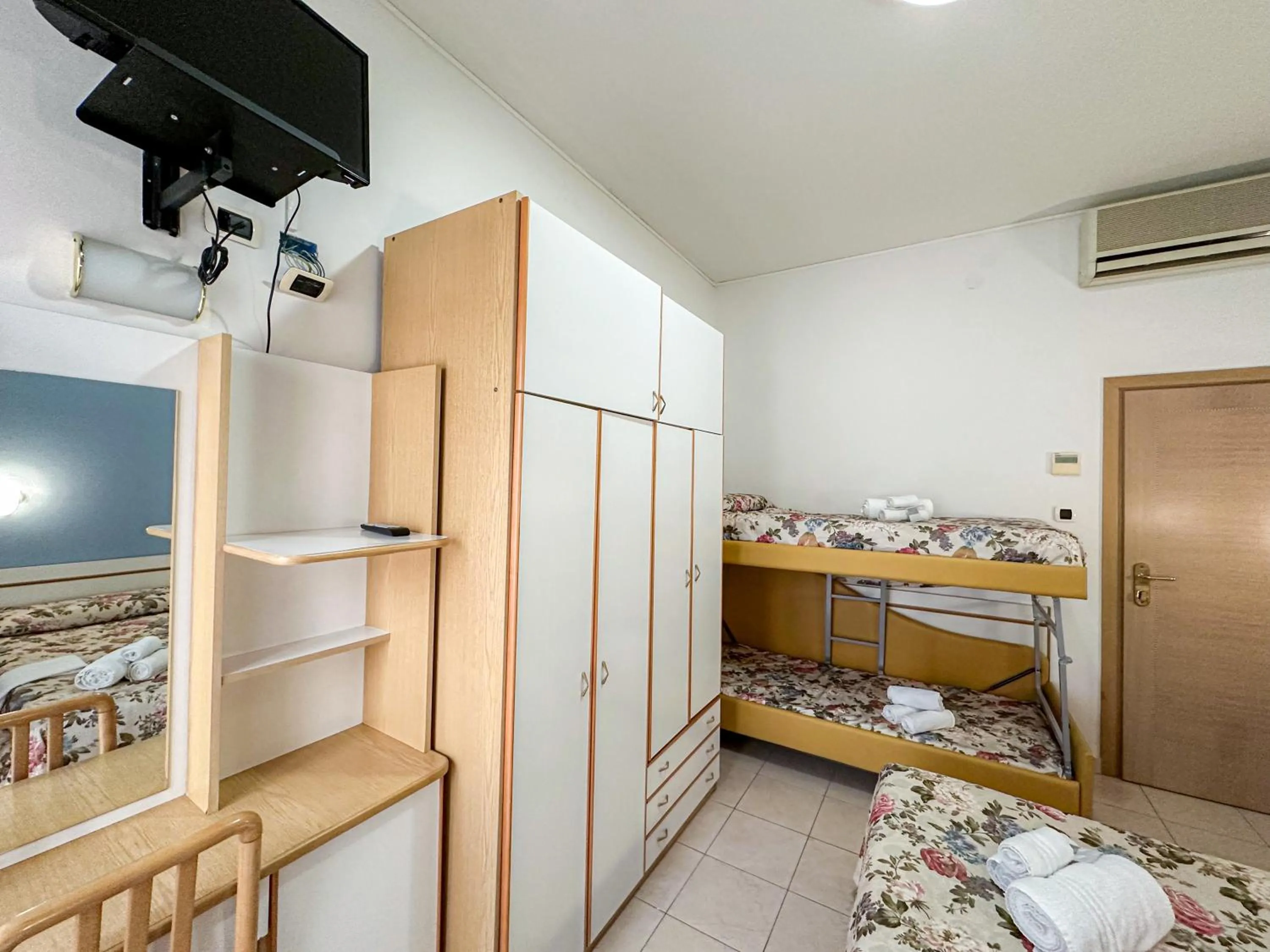 Bedroom, Bed in Hotel Ilde