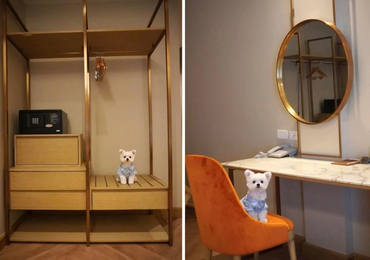 Photo of the whole room in Away Bangkok Riverside Kene