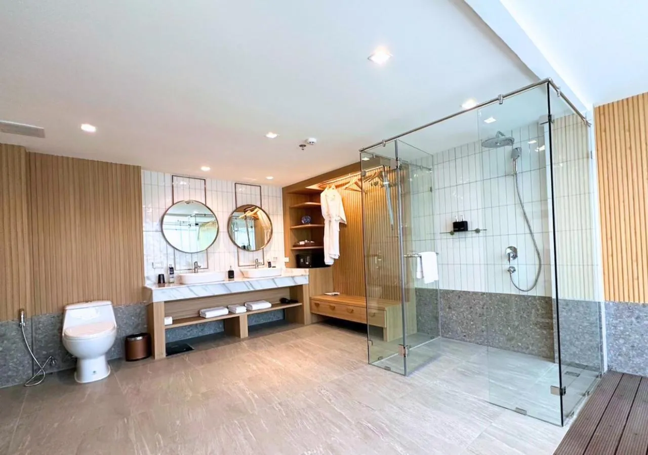 Shower in Away Bangkok Riverside Kene