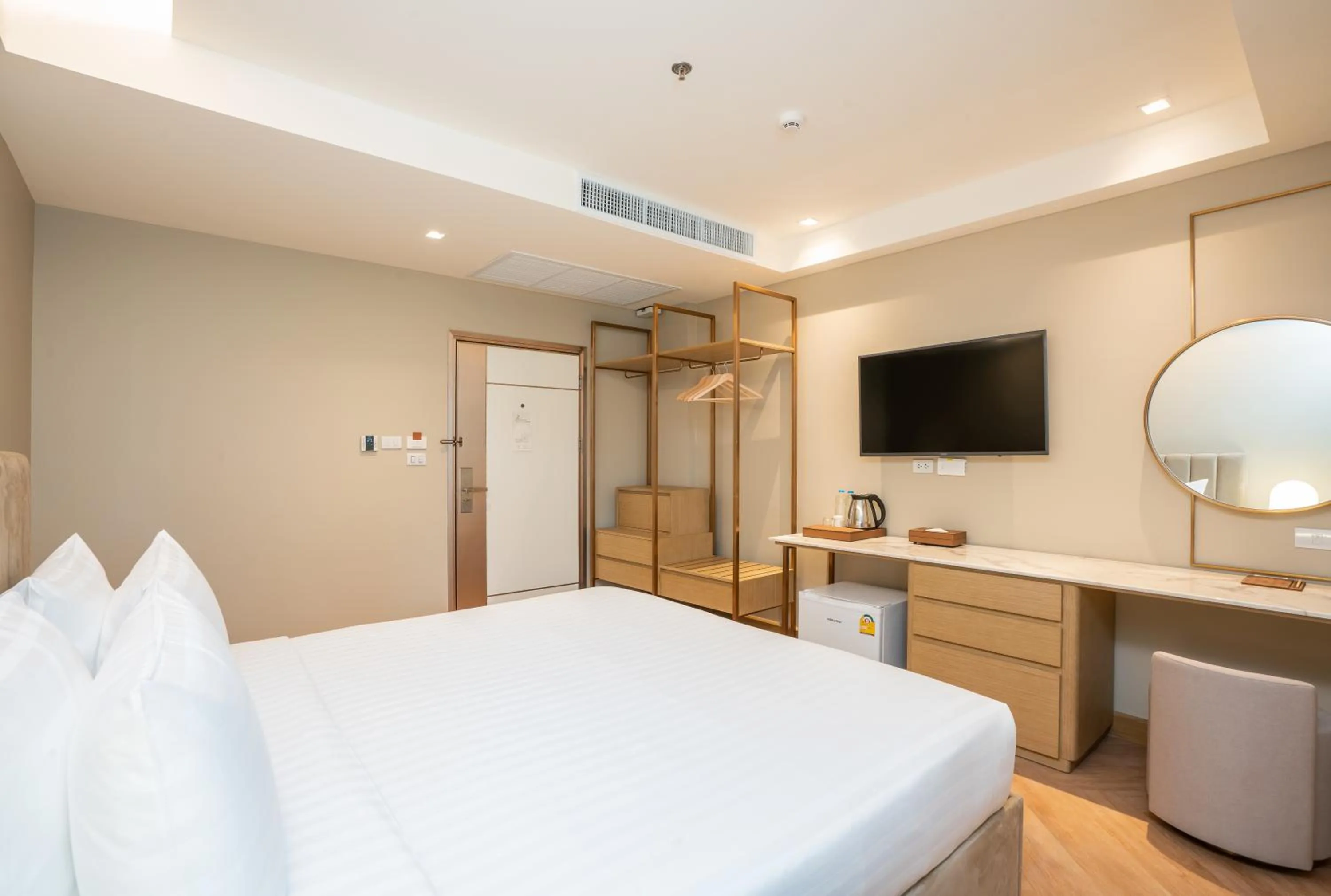 Bed in Away Bangkok Riverside Kene