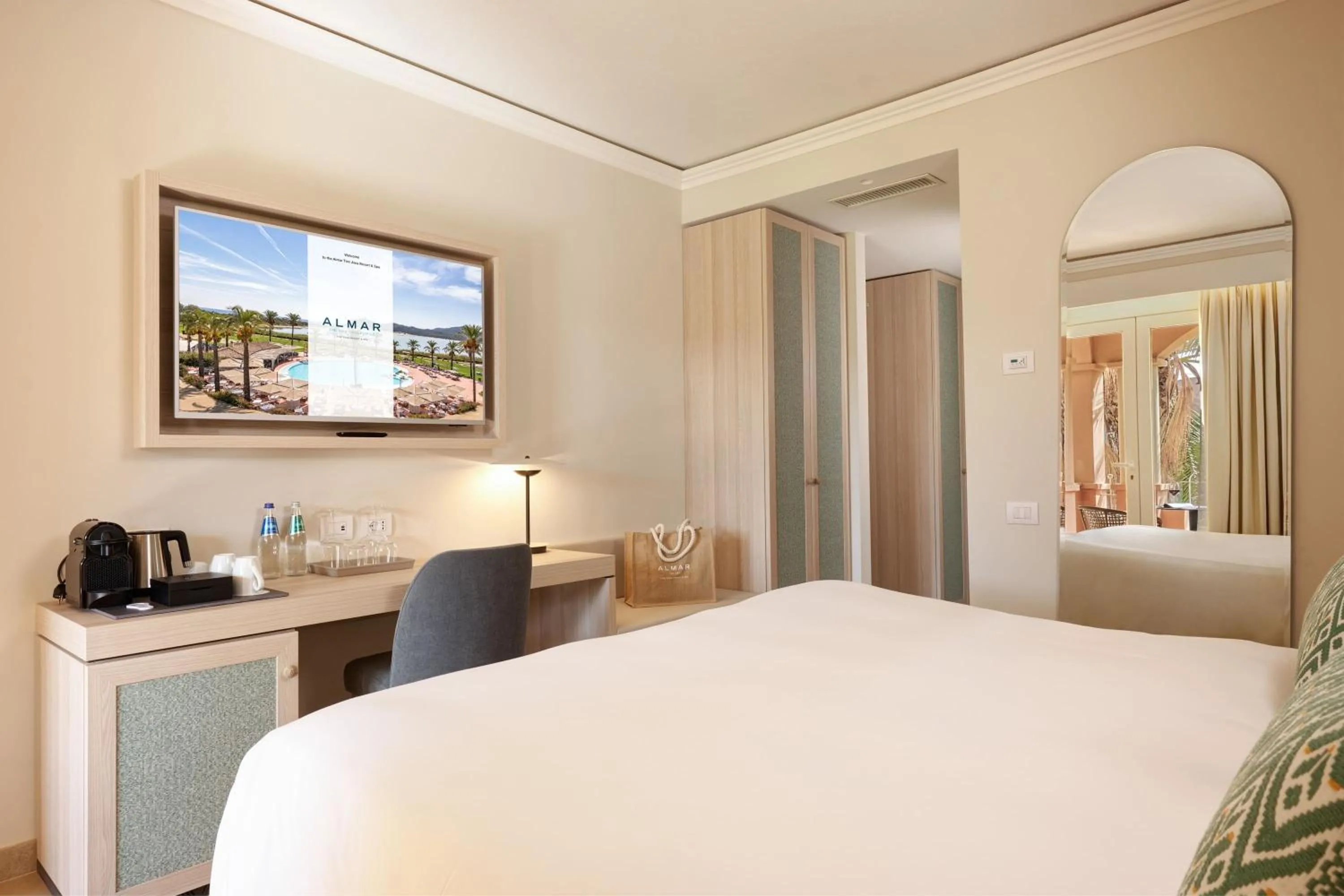 Bed in Almar Timi Ama Villasimius