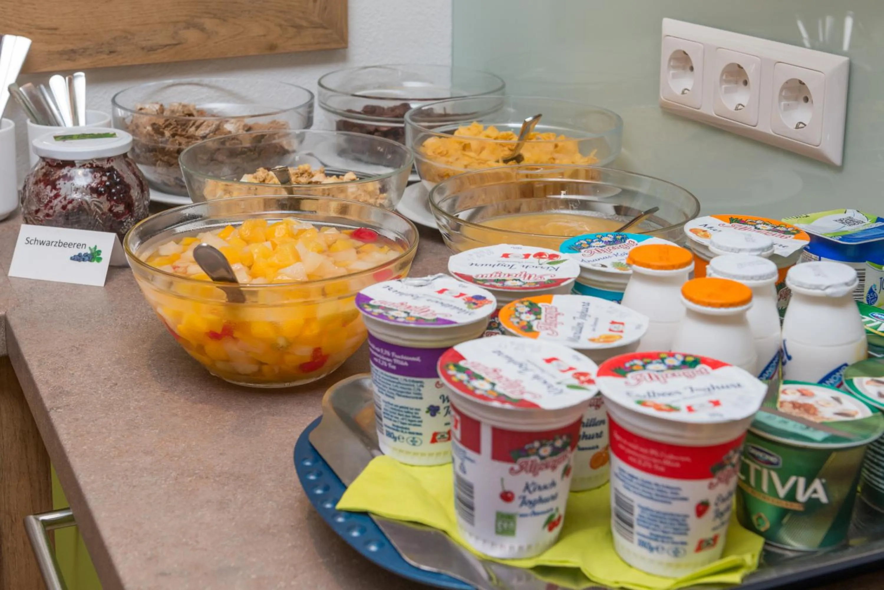 Buffet breakfast in Kirchenwirt Irrsdorf Familie Schinwald