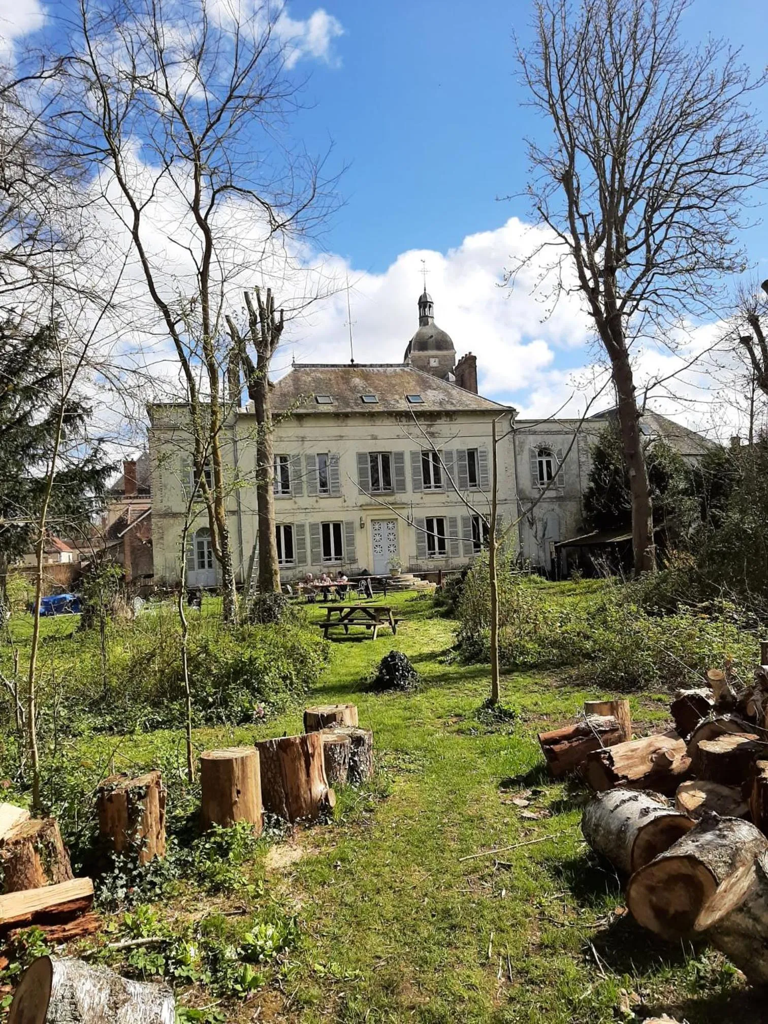 Property building in YXIE - Manoir des Arts