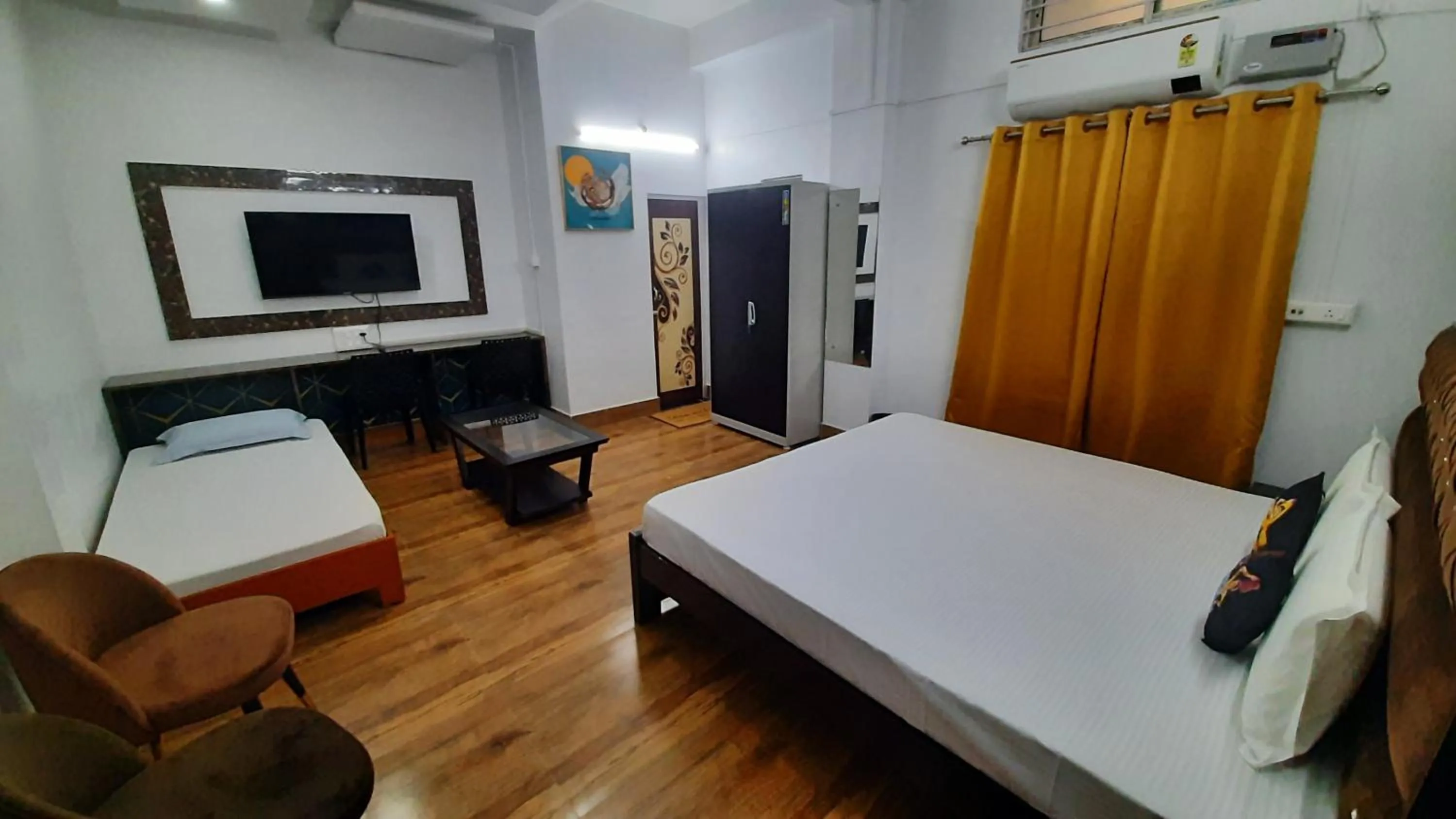 Bed in The PALM SUITES , Incredible India Tourism