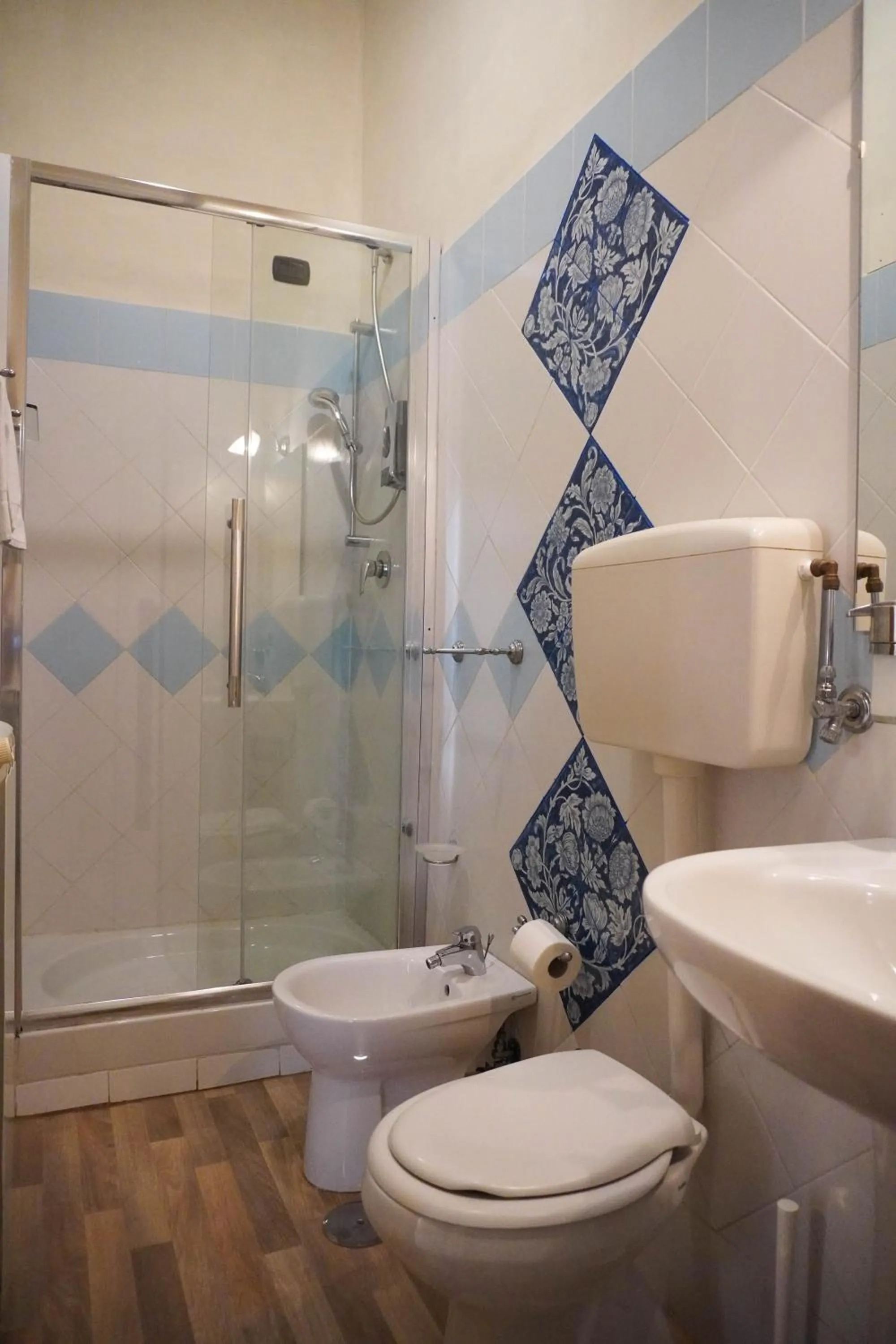 Shower in Case Così Apartments - Napoli