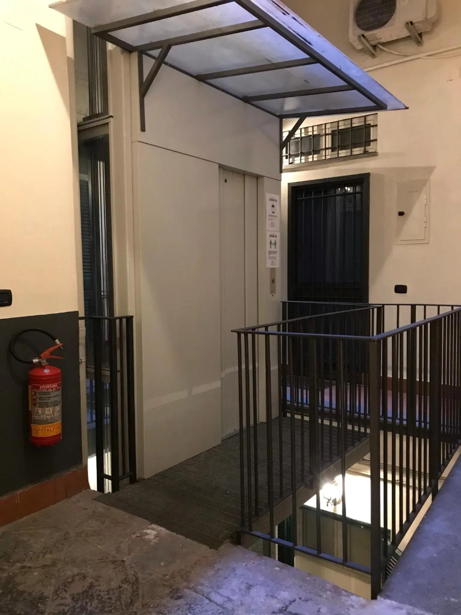 Area and facilities, Bed in Case Così Apartments - Napoli