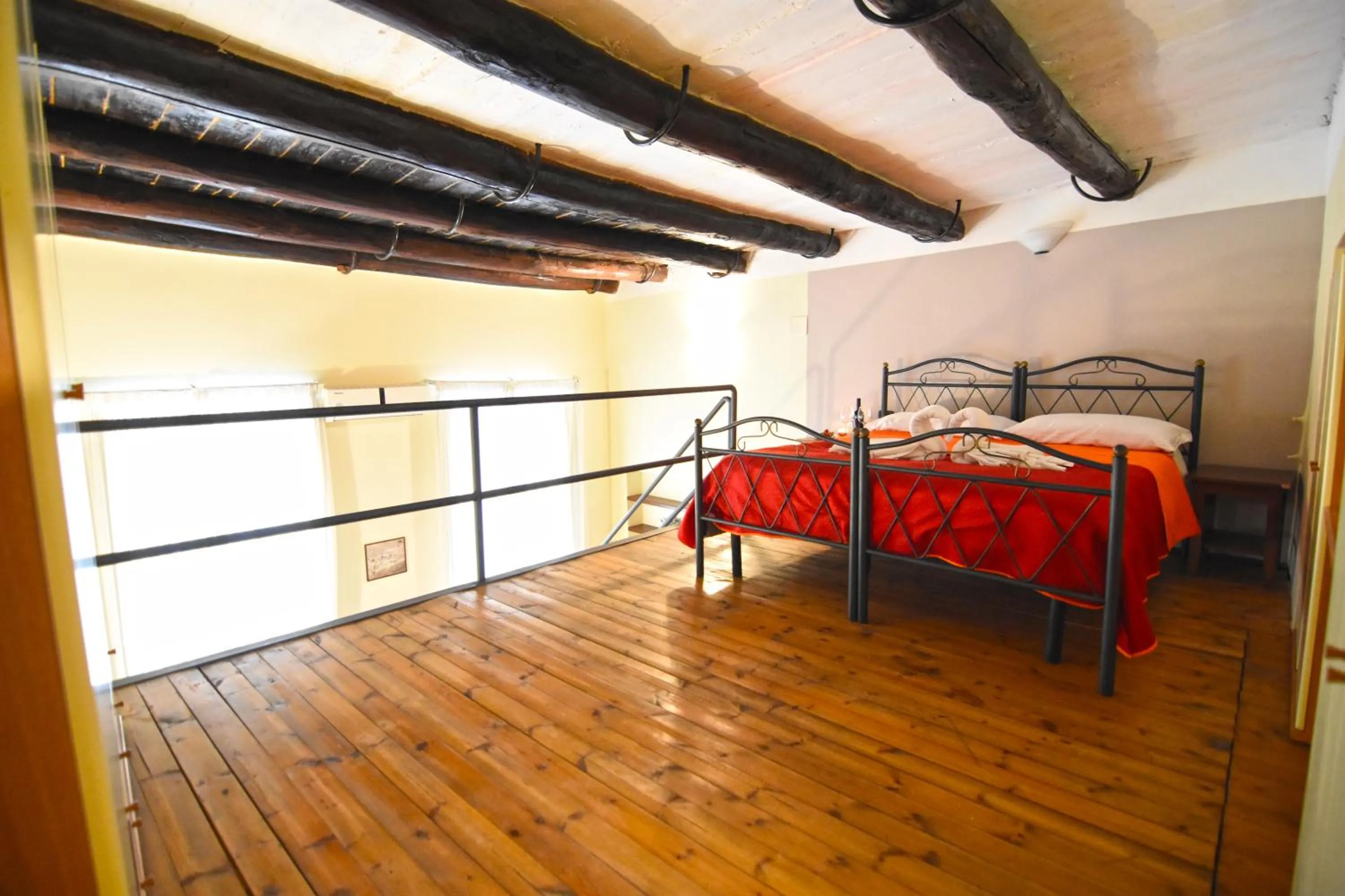 Bedroom, Bed in Case Così Apartments - Napoli