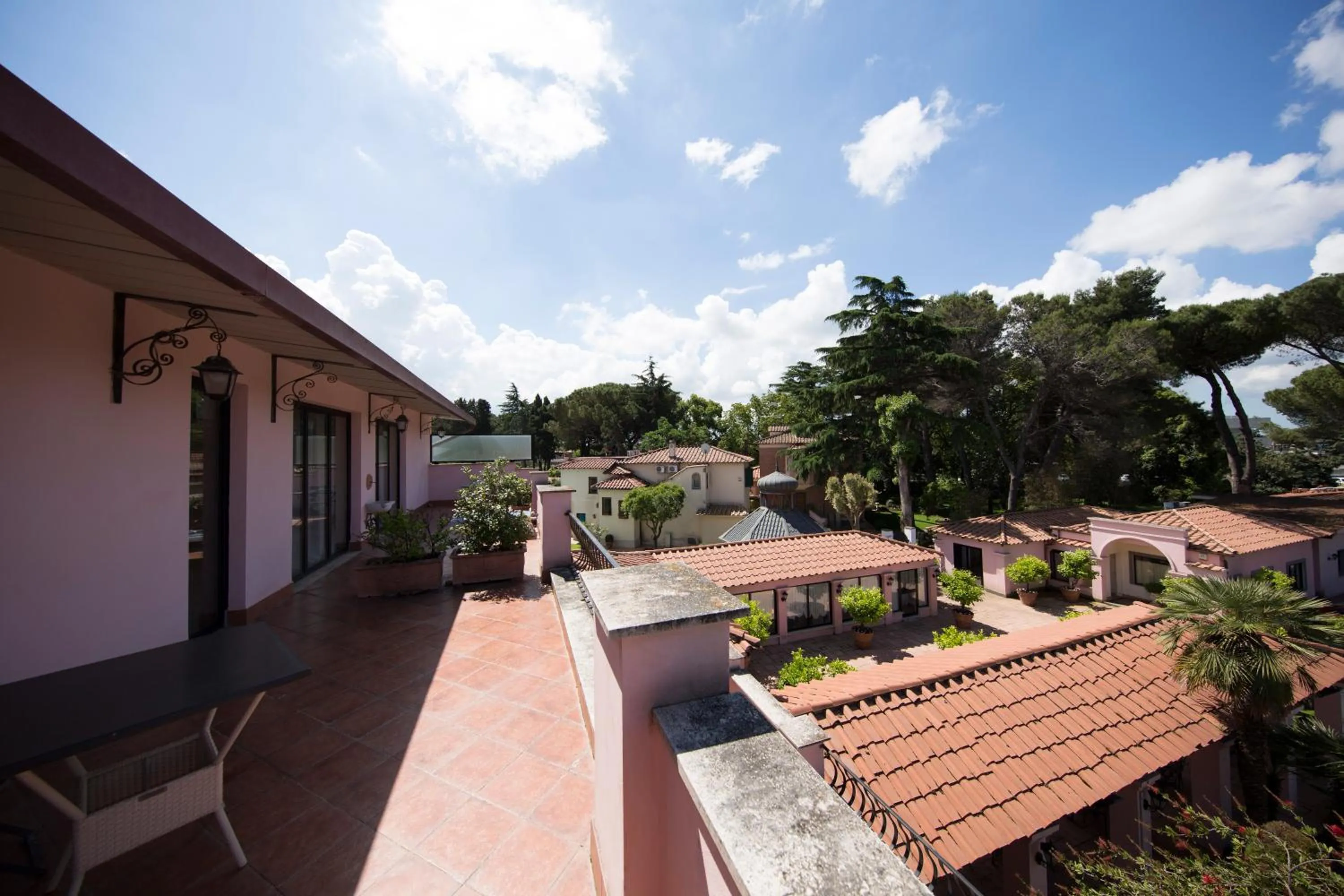 Balcony/Terrace in Mancini Park Hotel