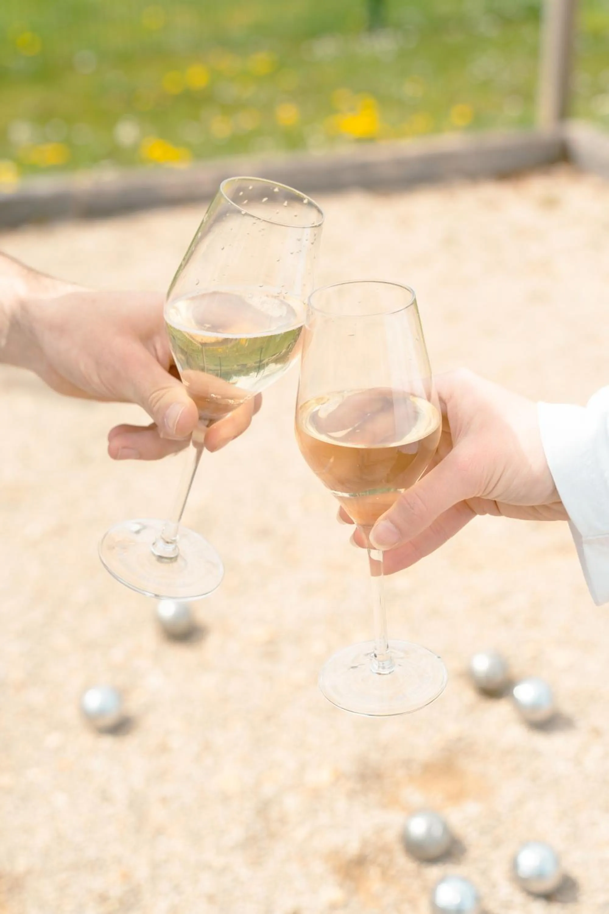 Lounge or bar in Hôtel Akena Reims Bezannes