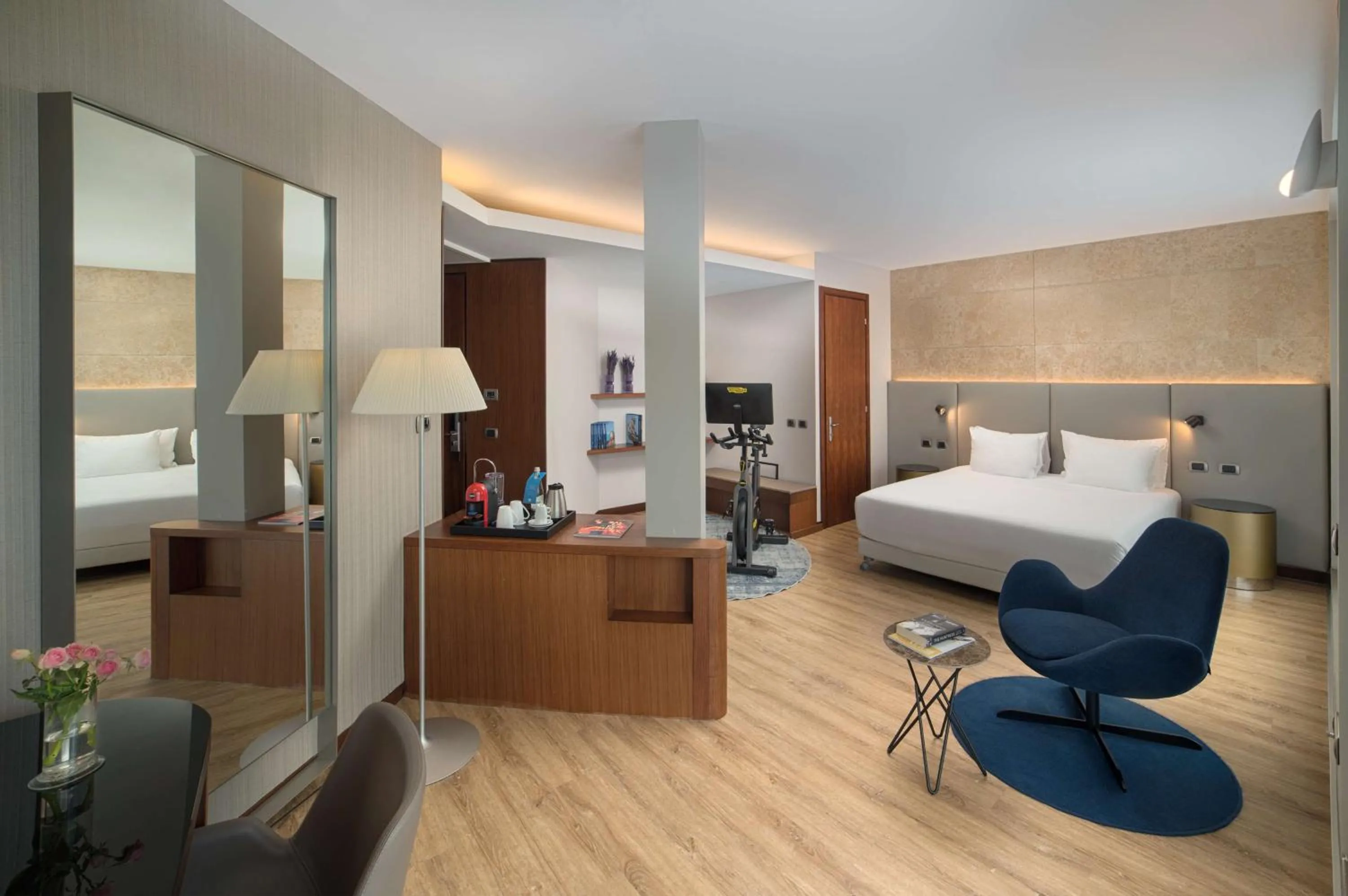 Photo of the whole room, Bed in NH Bologna De La Gare