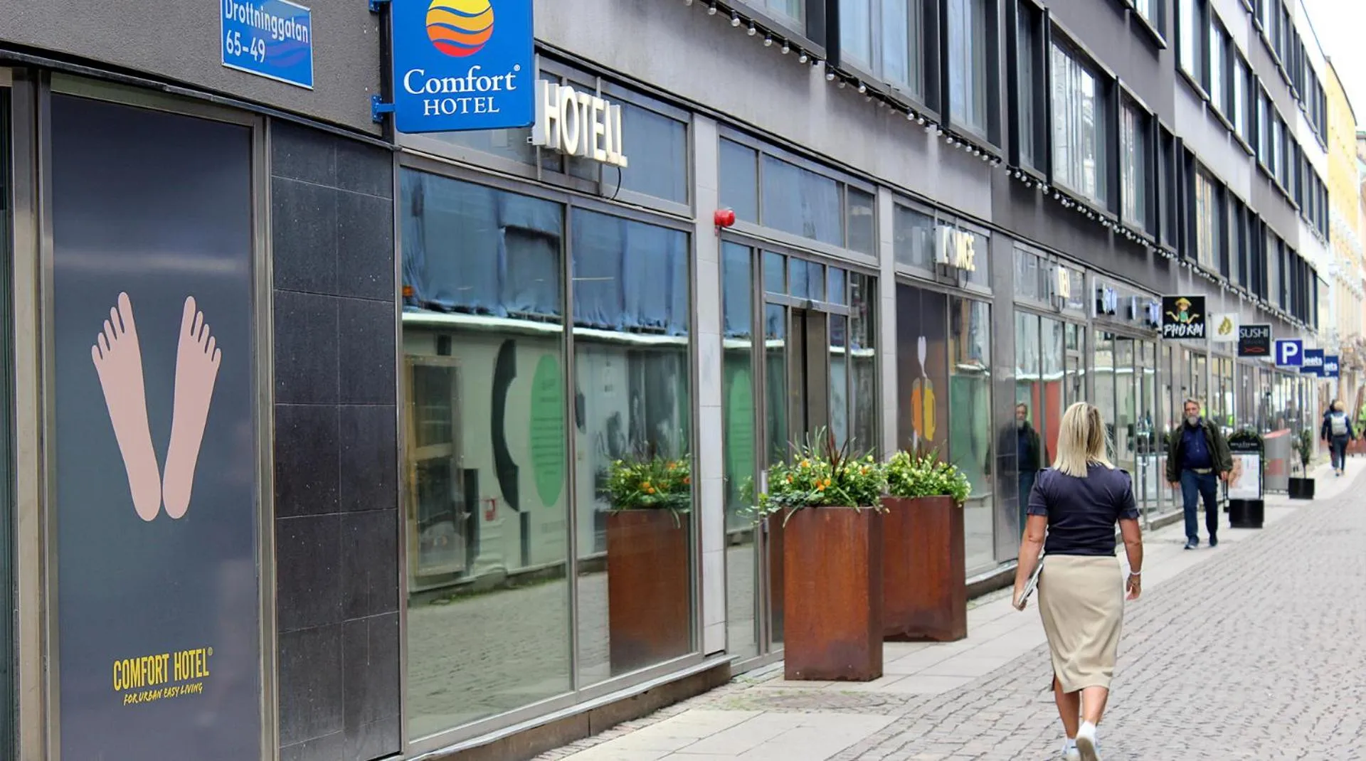 Facade/entrance in Comfort Hotel City