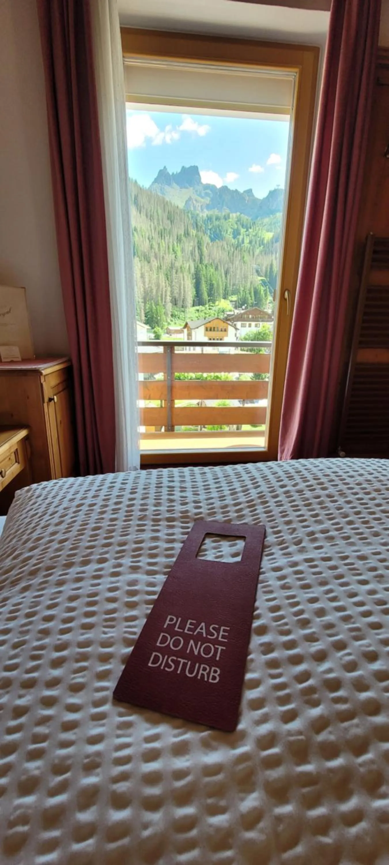 Photo of the whole room, Bed in Hotel Garni Royal