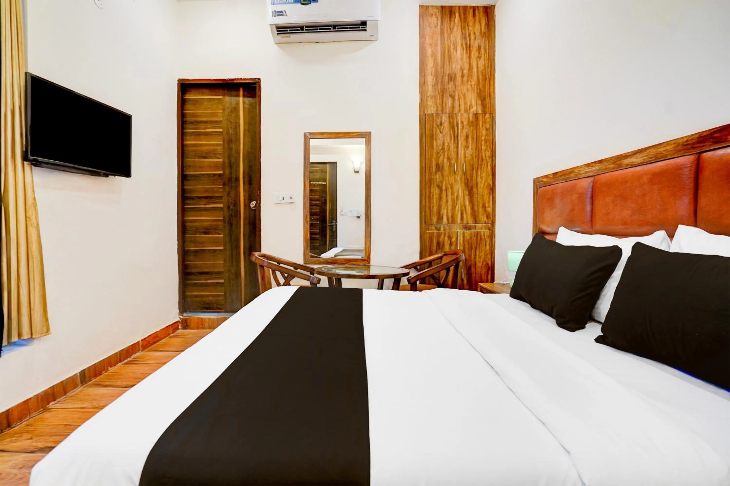 Bedroom, Bed in Pinaki Hotels & Resorts