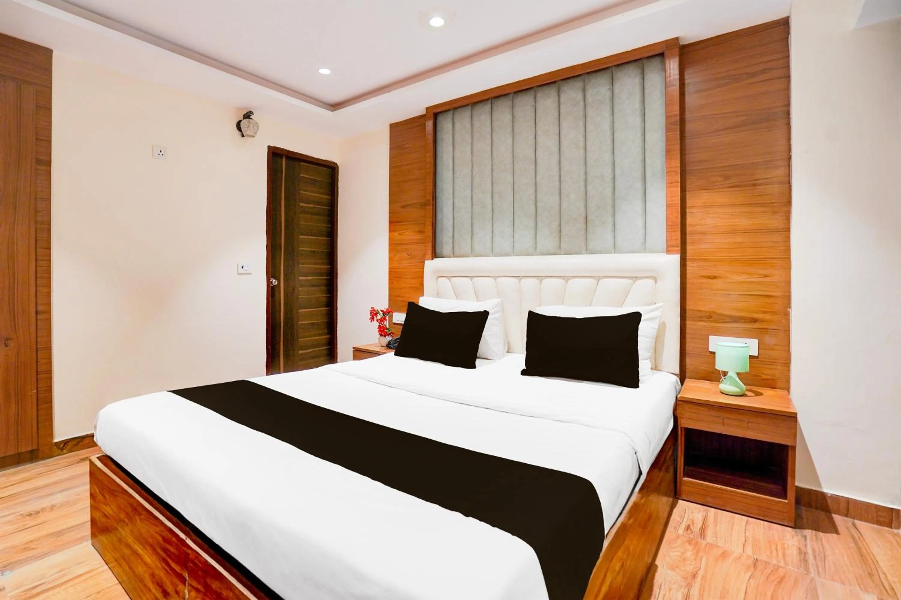 Bedroom, Bed in Pinaki Hotels & Resorts