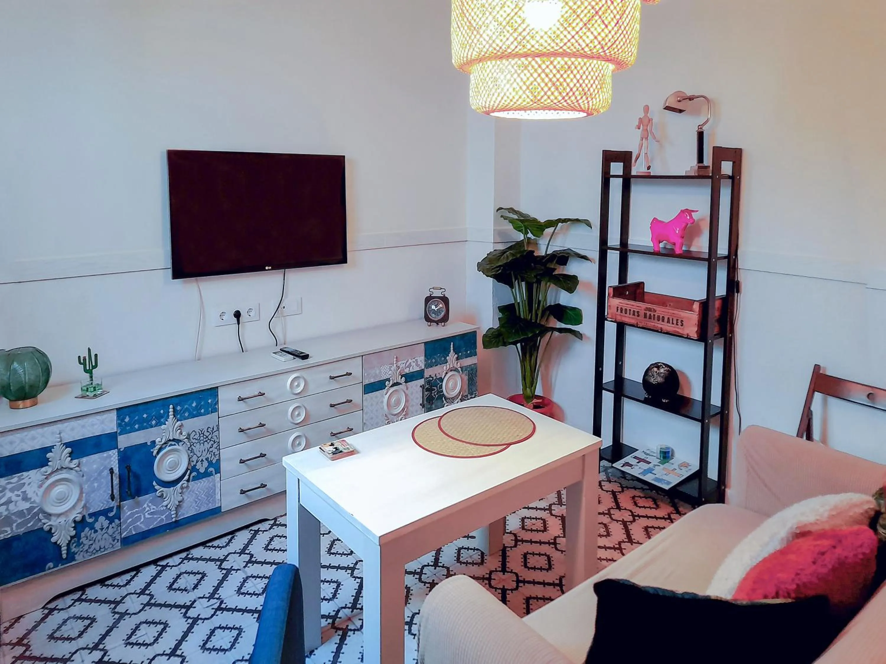 Living room, Bed in Casa Miraflores