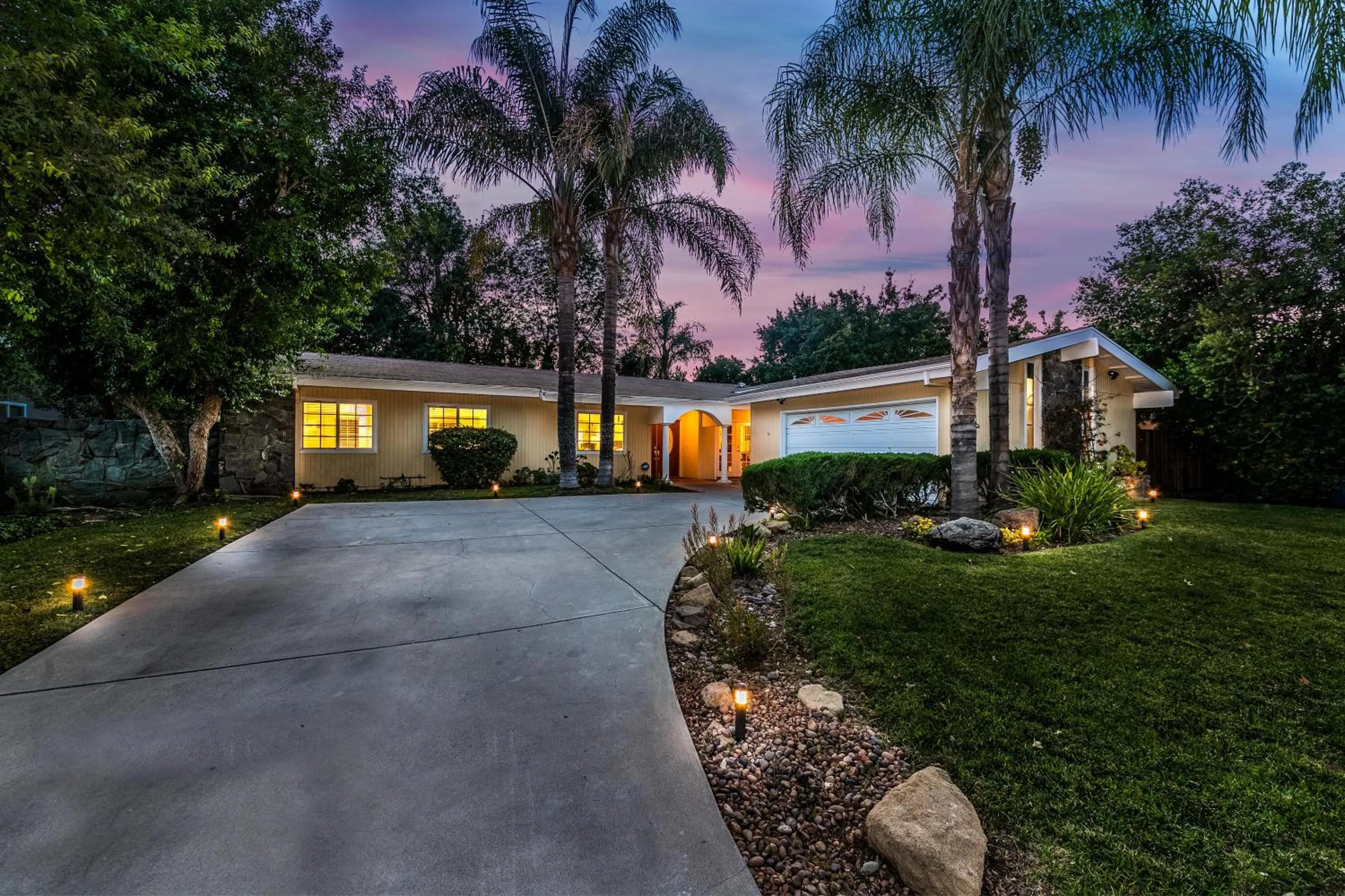 Villa Sausalito - Newly Designed 4BR HOUSE & POOL by Topanga