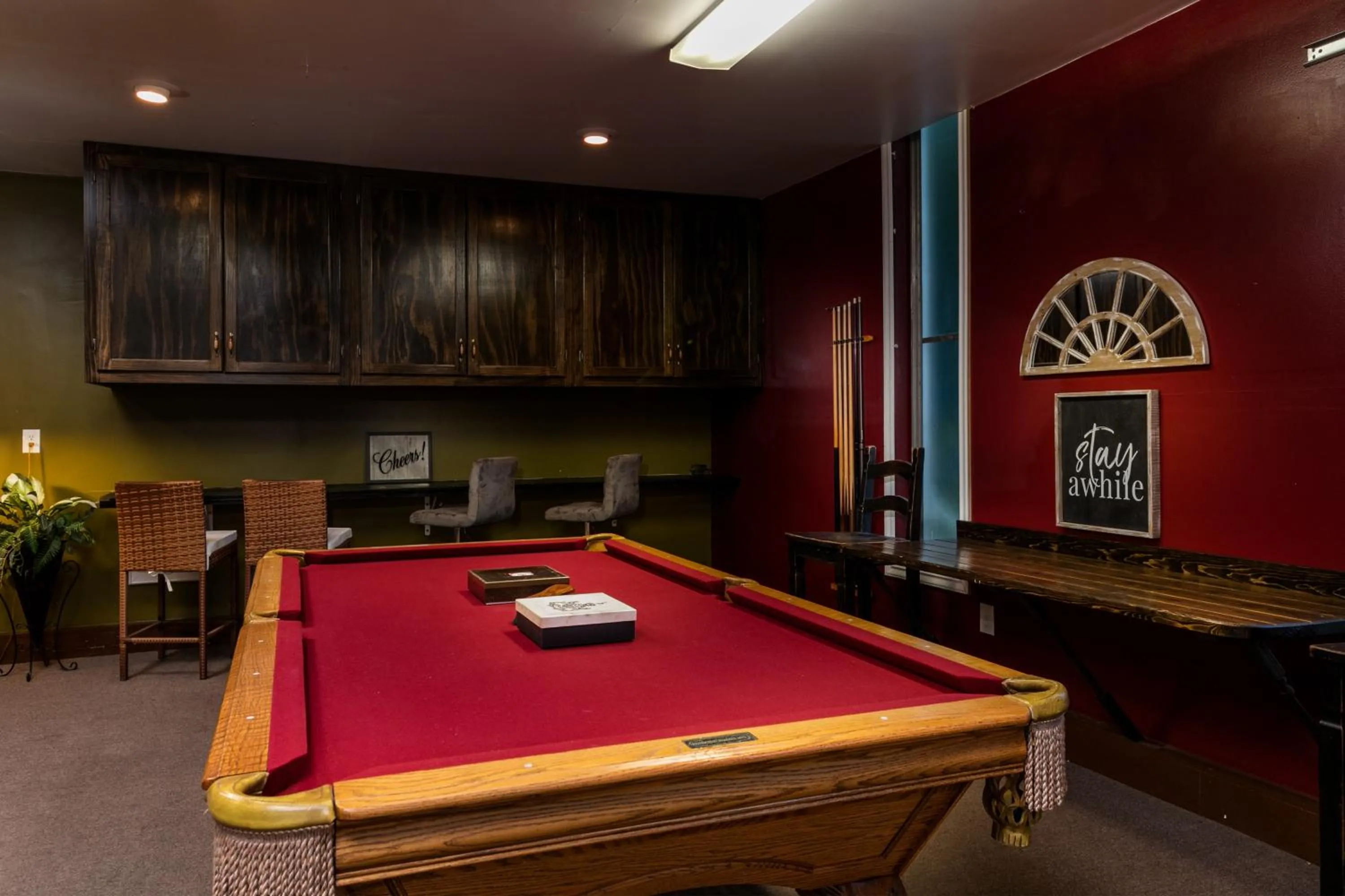 Villa Sausalito - Newly Designed 4BR HOUSE & POOL by Topanga