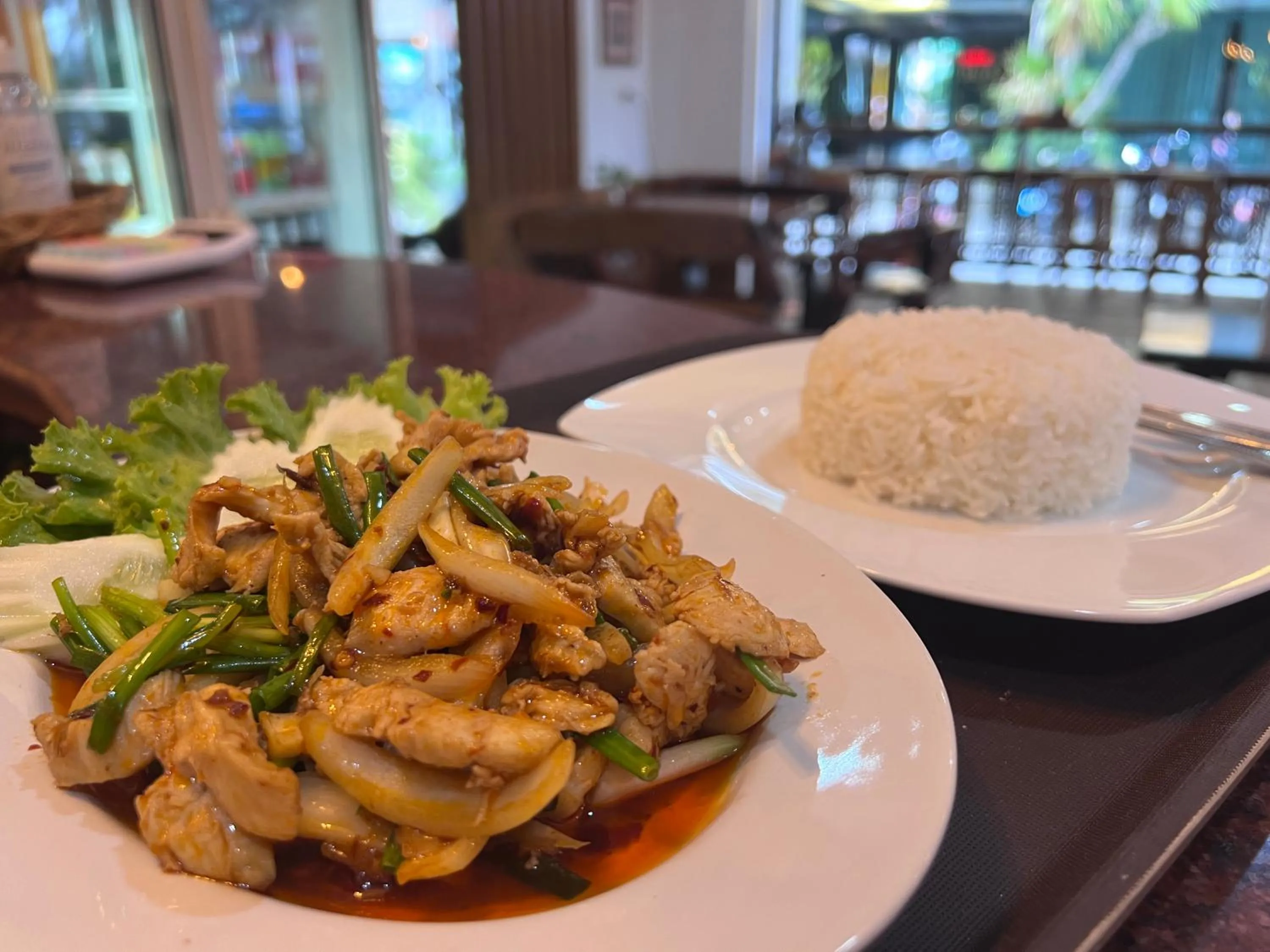 Restaurant/places to eat in Nanai 2 Residence Patong Phuket