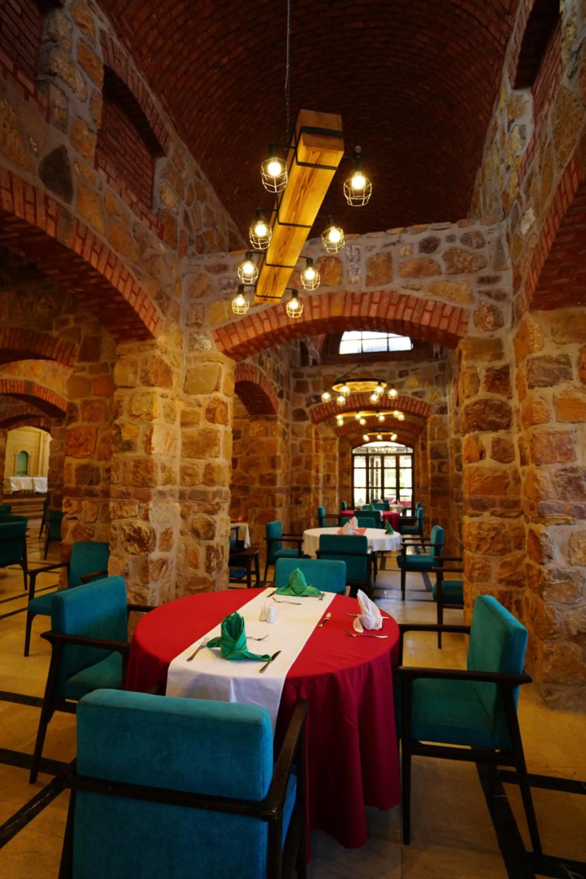 Restaurant/places to eat in Utopia Beach Club