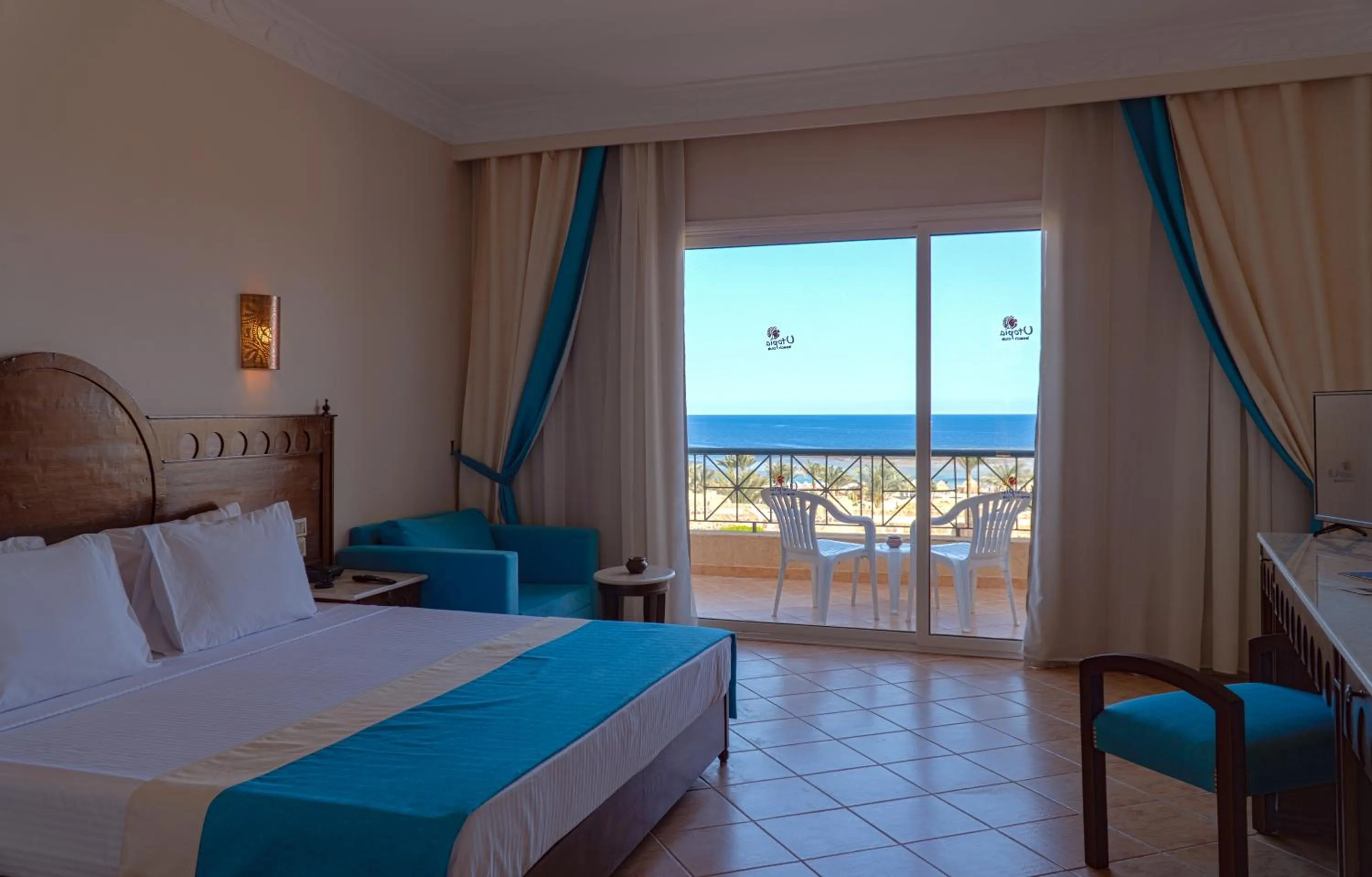 Sea view, Bed in Utopia Beach Club