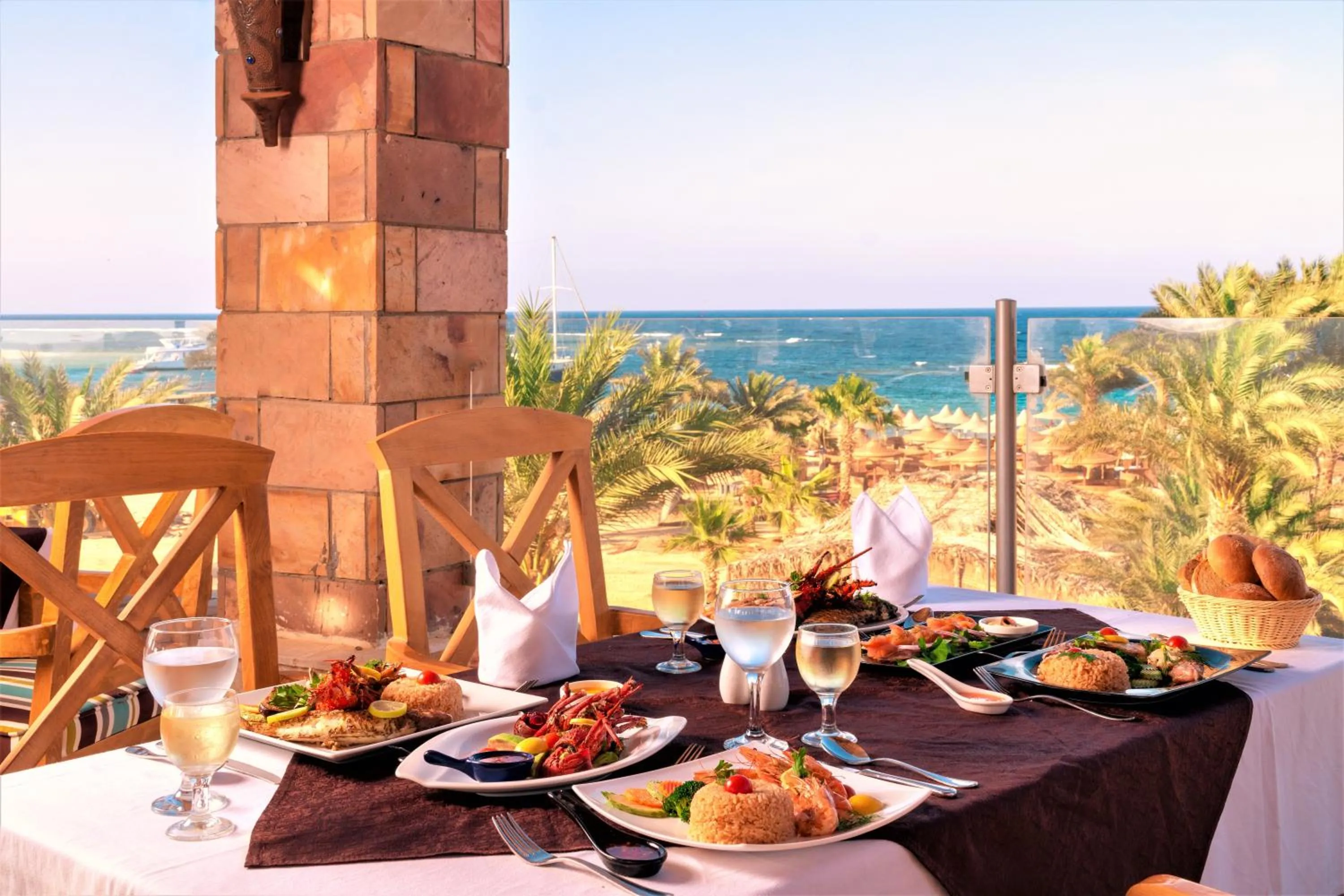 Restaurant/places to eat in Utopia Beach Club