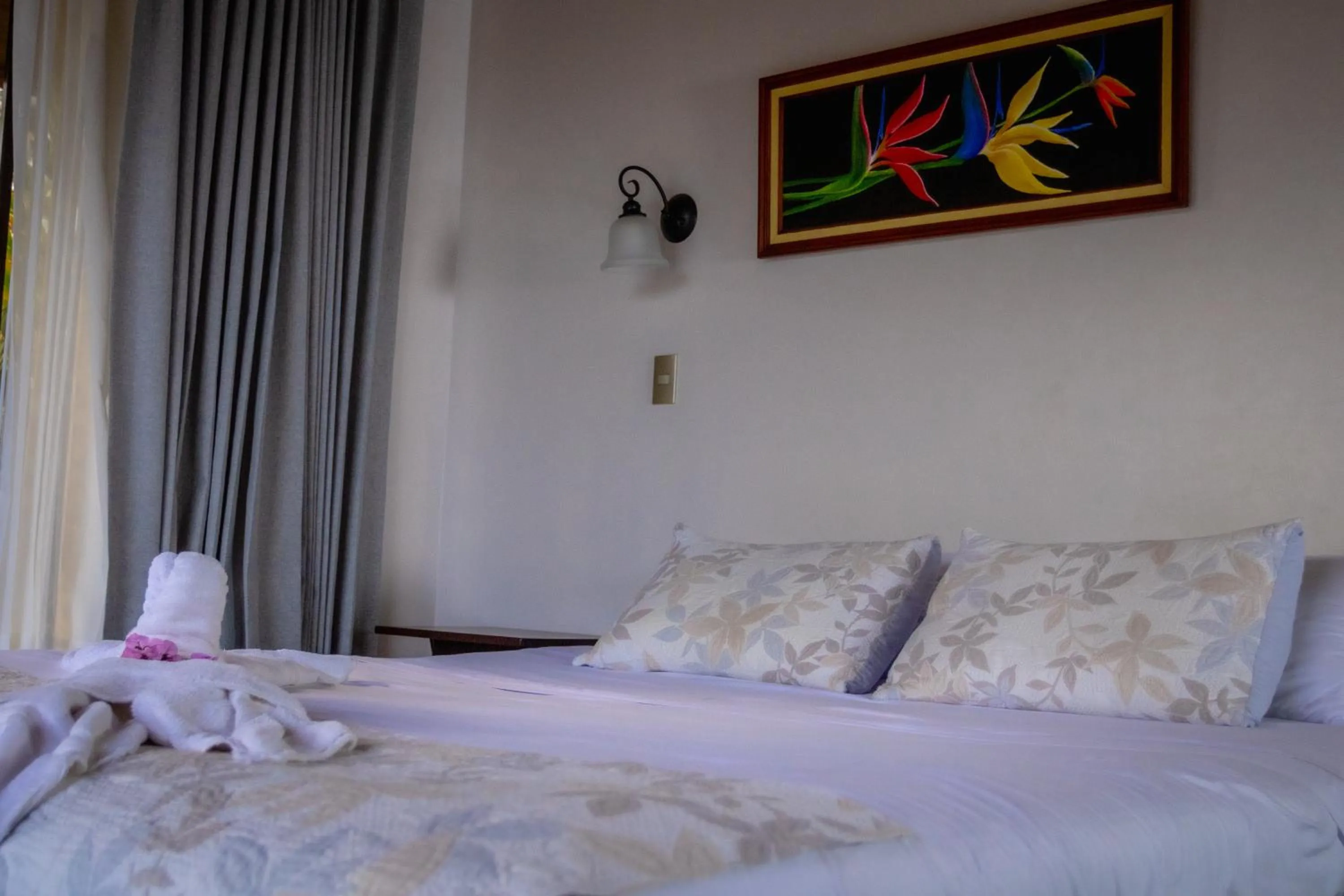 Bed in Miradas Arenal Hotel & Hotsprings