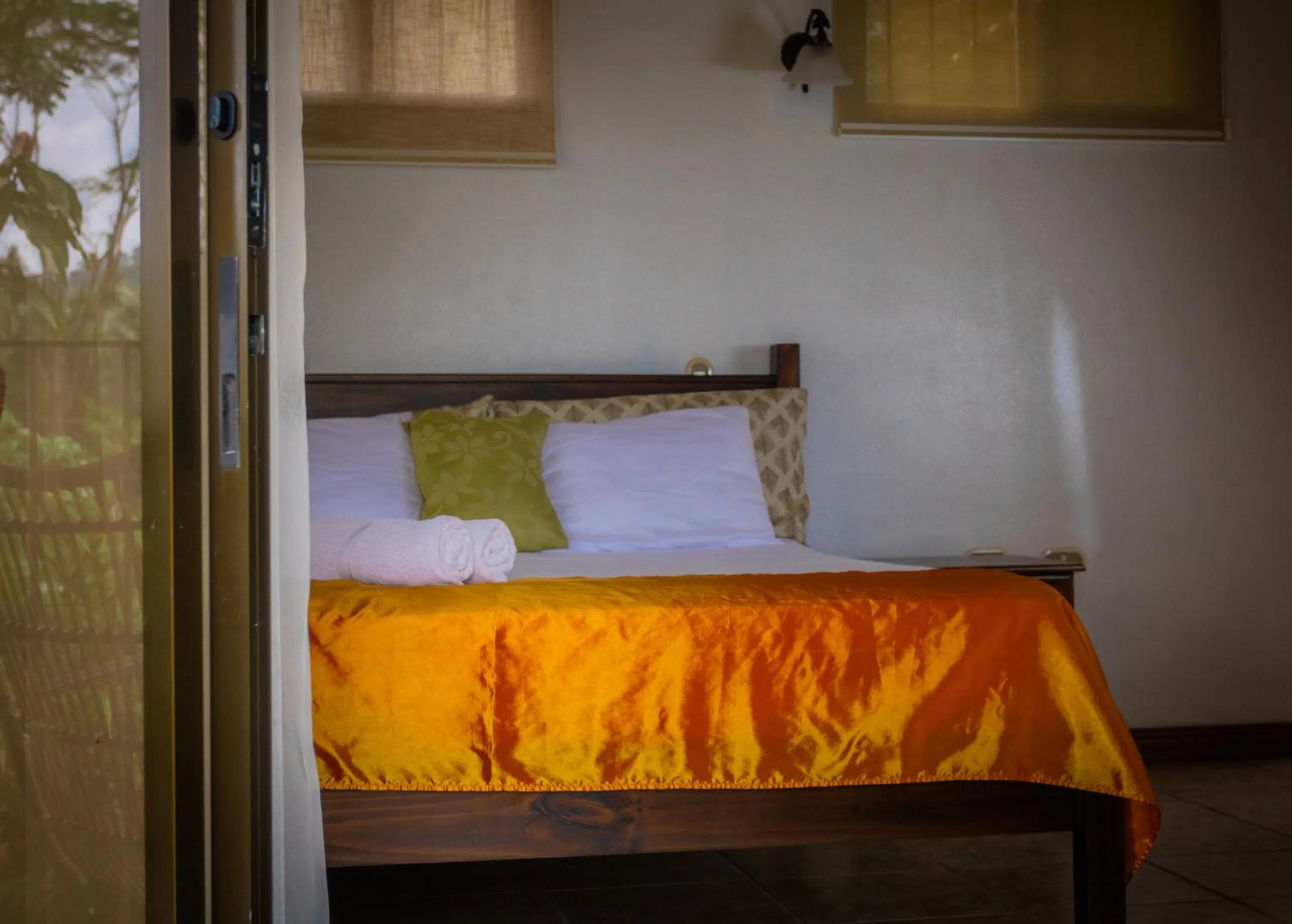 Bed in Miradas Arenal Hotel & Hotsprings