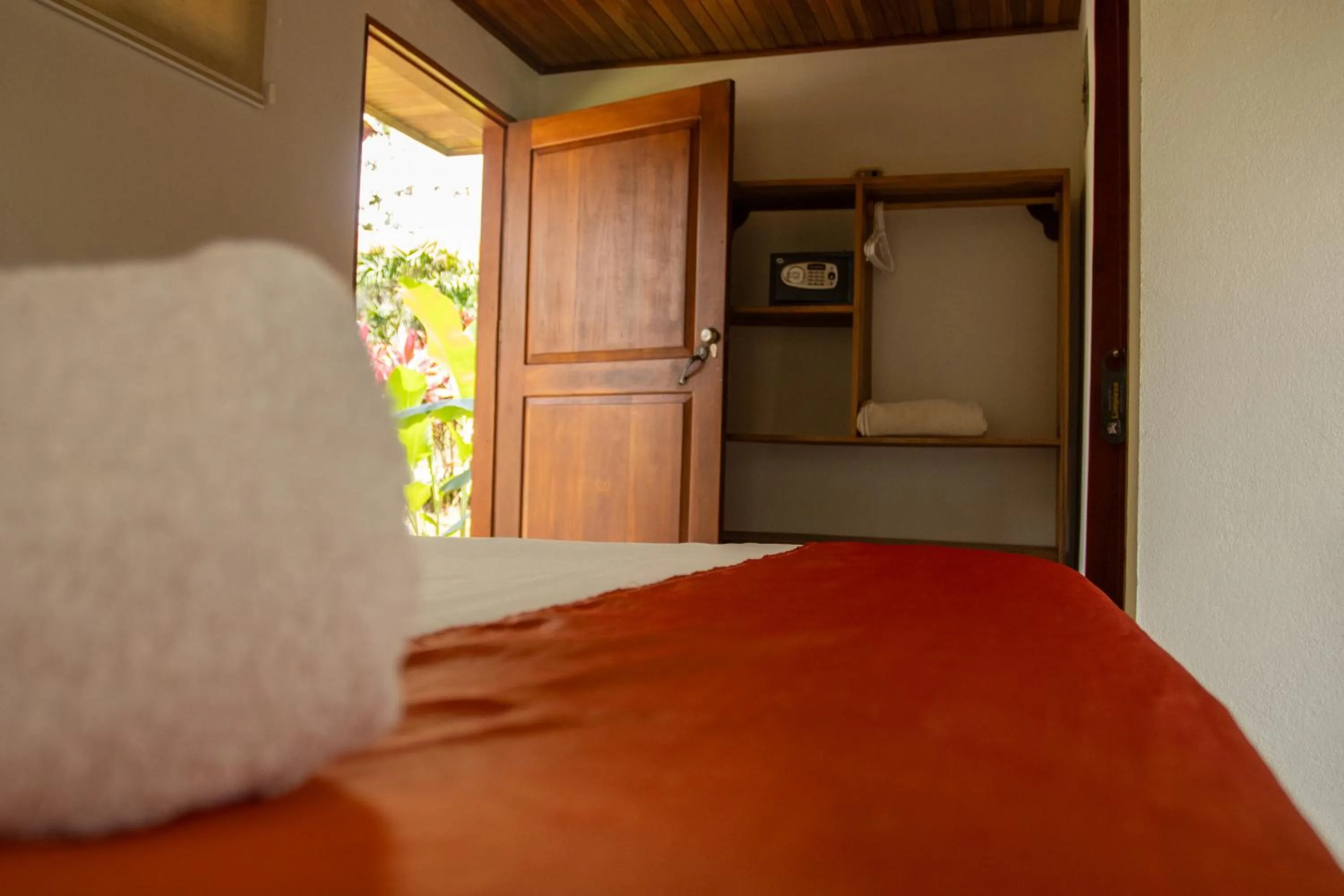 Bed in Miradas Arenal Hotel & Hotsprings