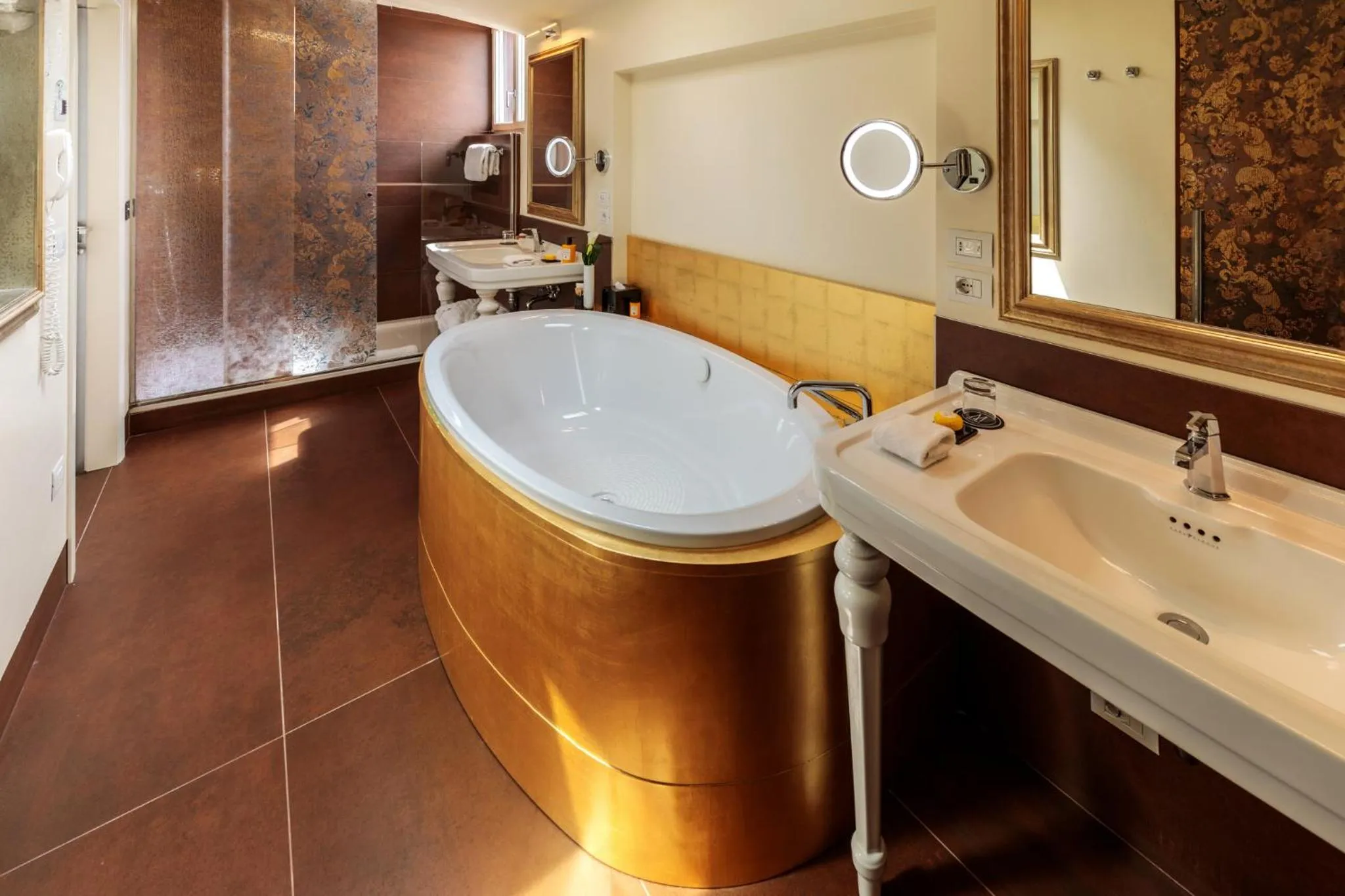 Bathroom in Papadopoli Hotel Venezia - MGallery Collection