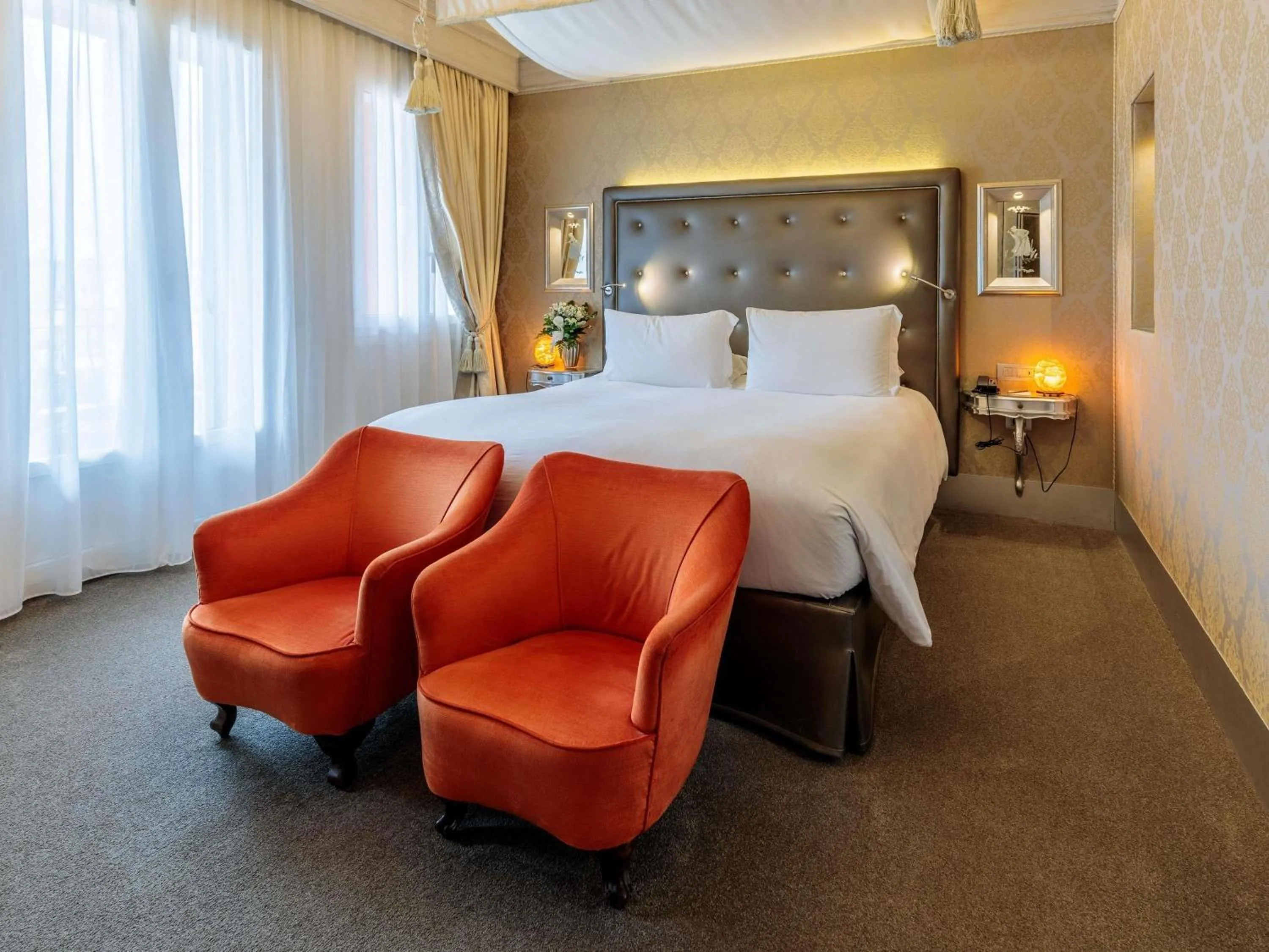 Bedroom, Bed in Papadopoli Hotel Venezia - MGallery Collection