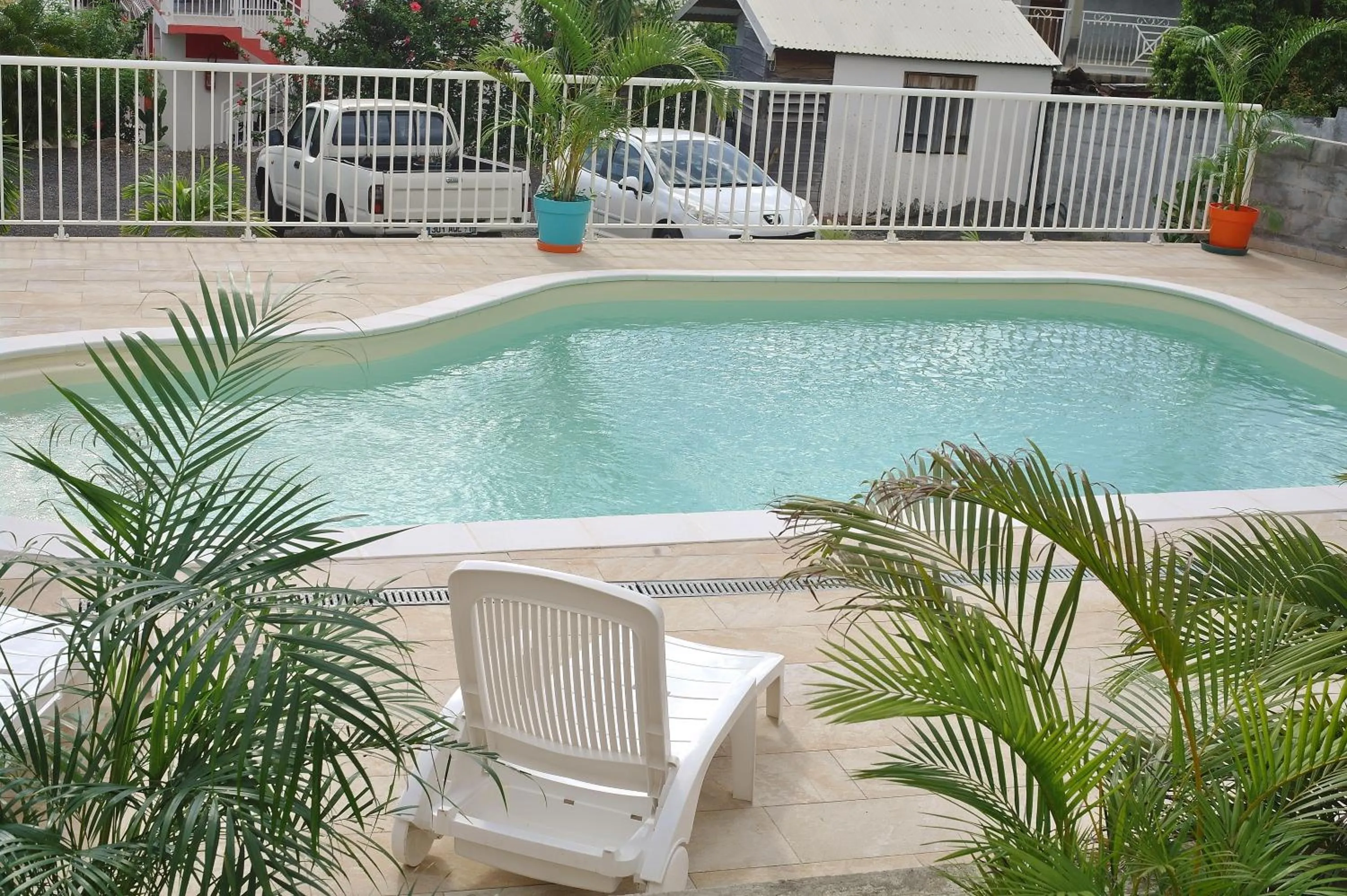 Swimming pool in Les Merveilleux Flots de la Mer