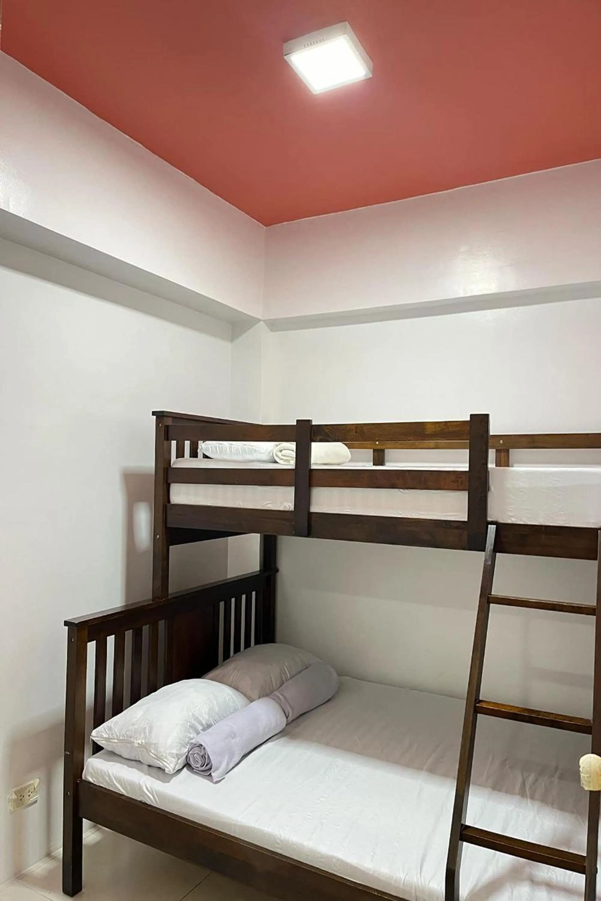 Bed in Krystal Claine Homestay-BURNHAM HILL